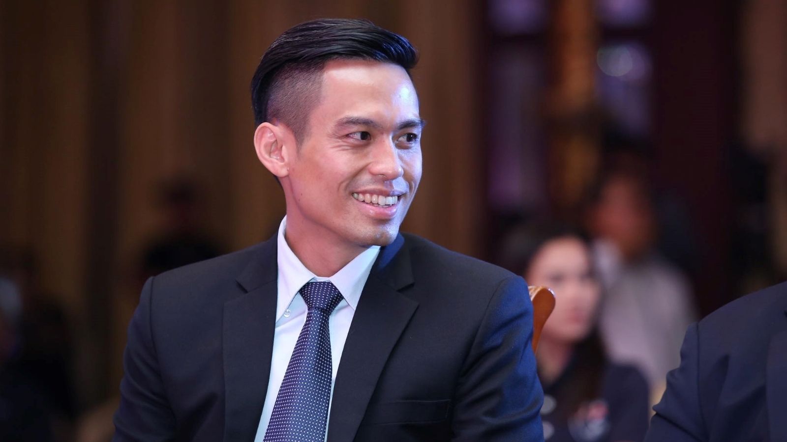 กรวีร์ ปริศนานันทกุล