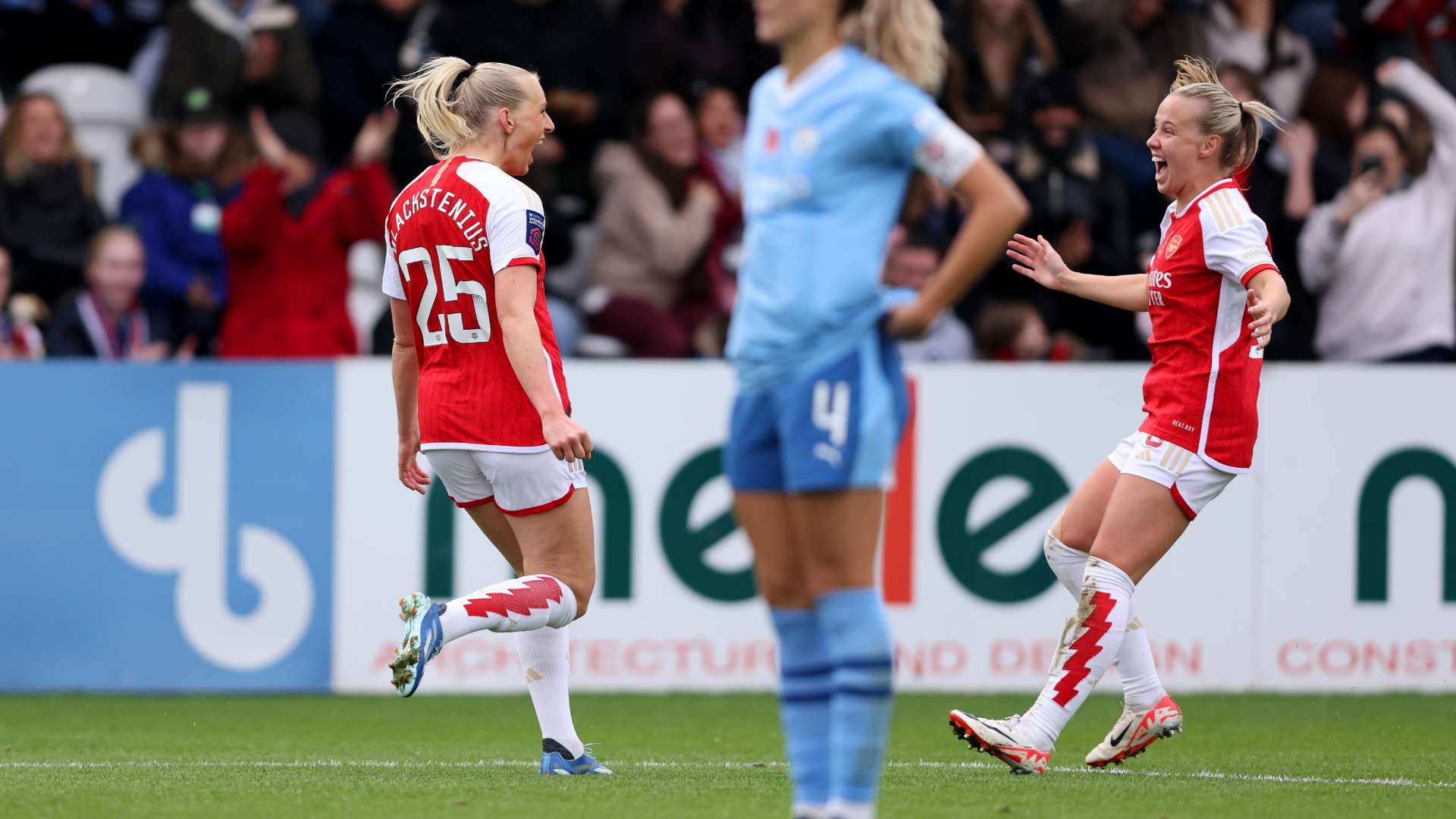 Stina Blackstenius Arsenal Man City 2023-24
