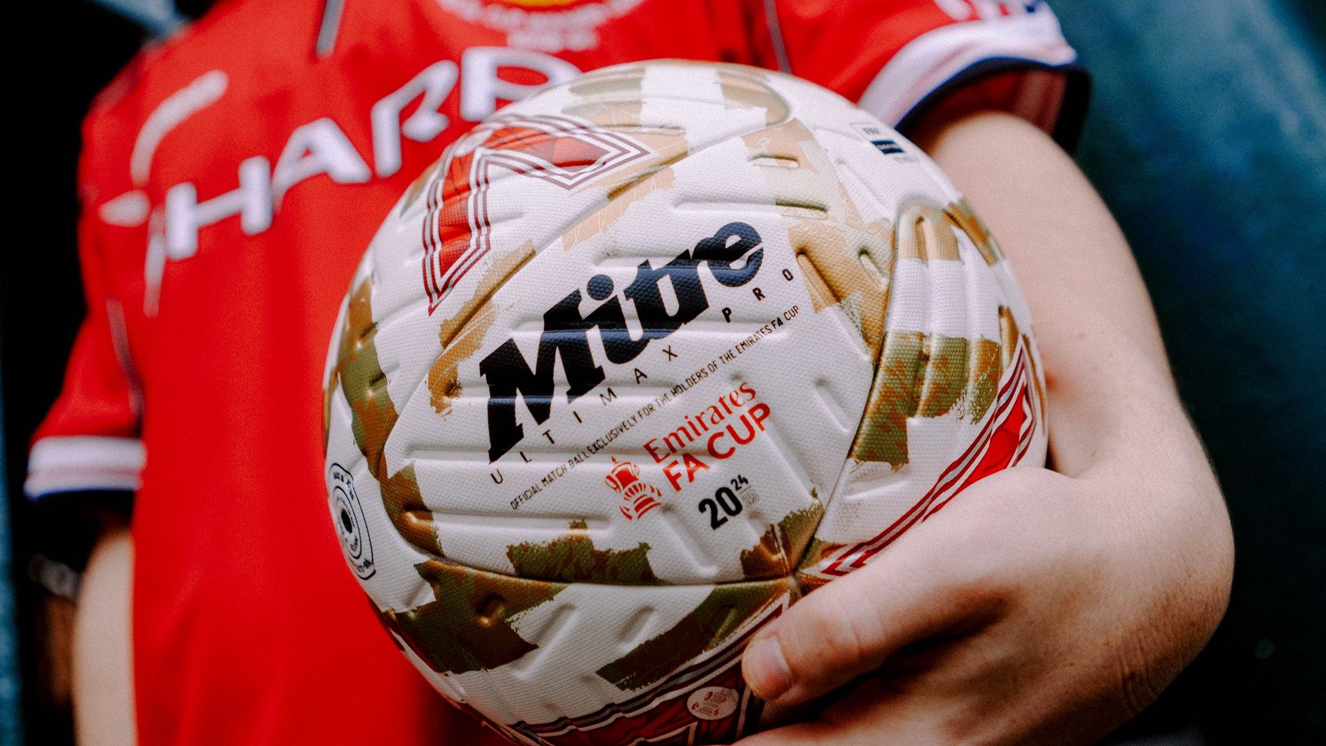 Mitre men's Winners' Ball FA Cup