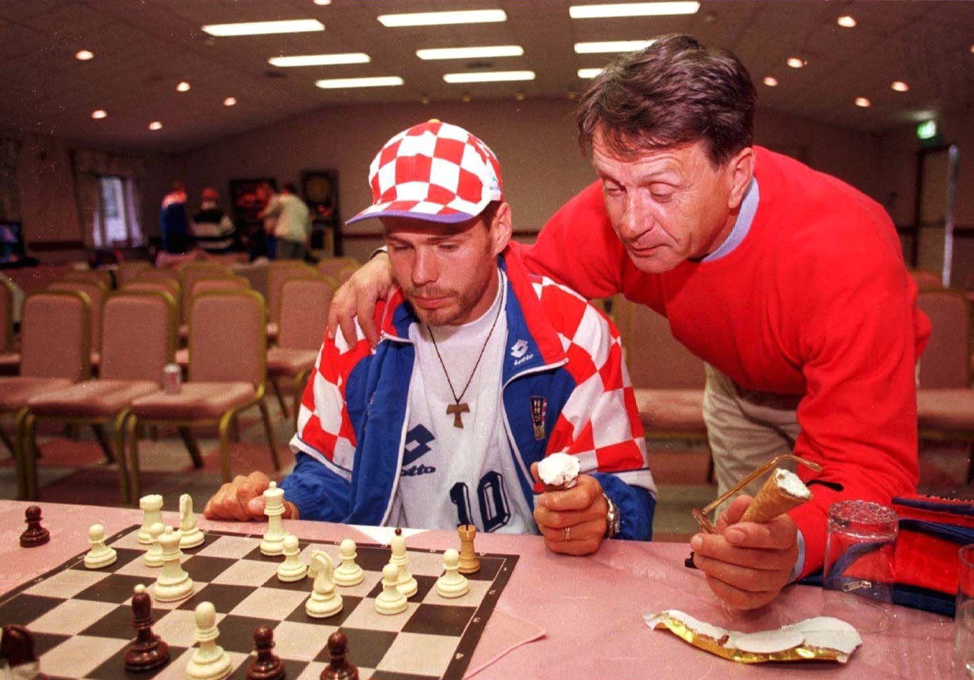 c671a14ddd83aa31fee69dcf797177a9cd99da3f