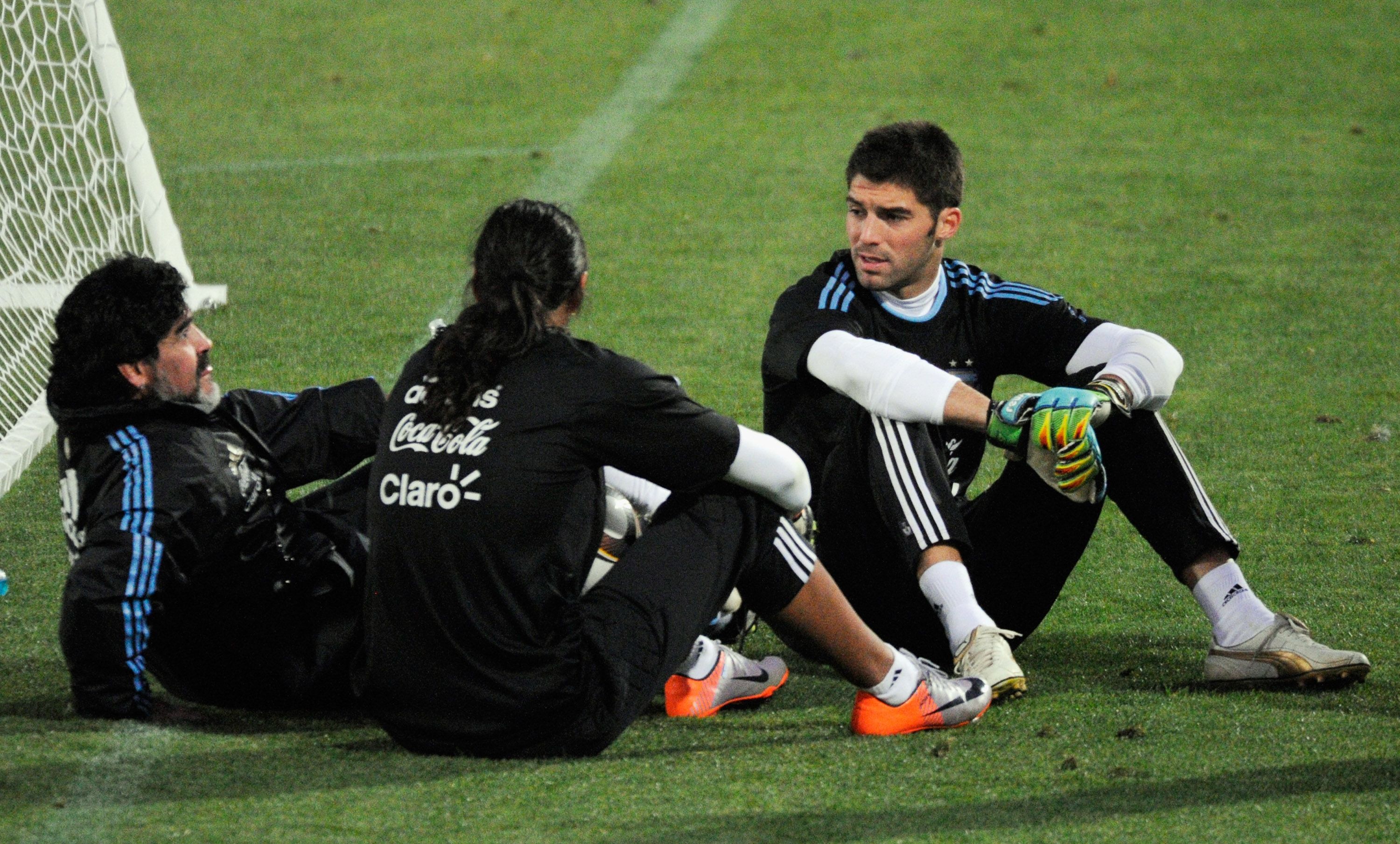 mariano andujar sergio romero diego maradona mundial sudafrica 03062010