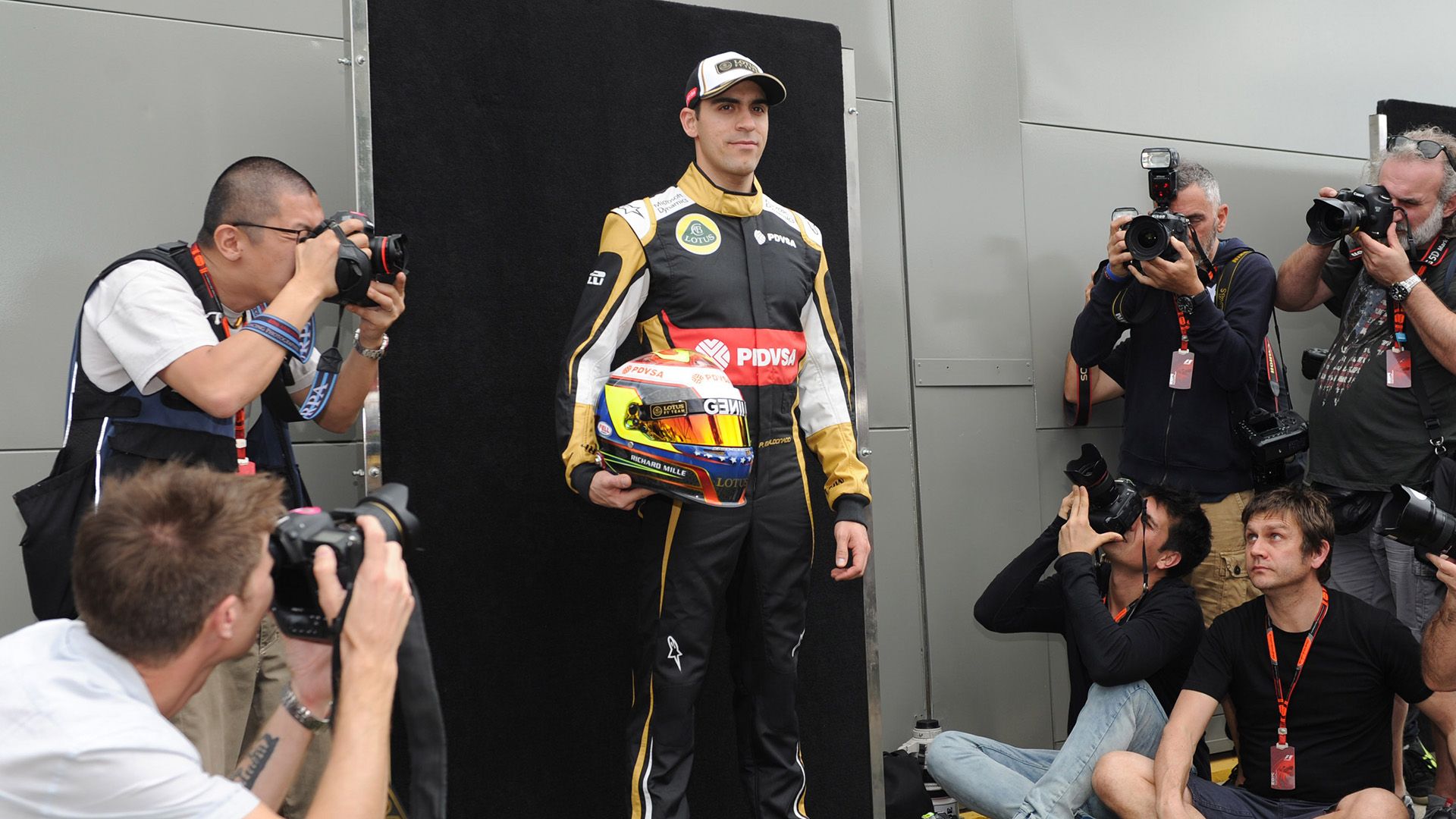 Pastor Maldonado Lotus Formula One Football