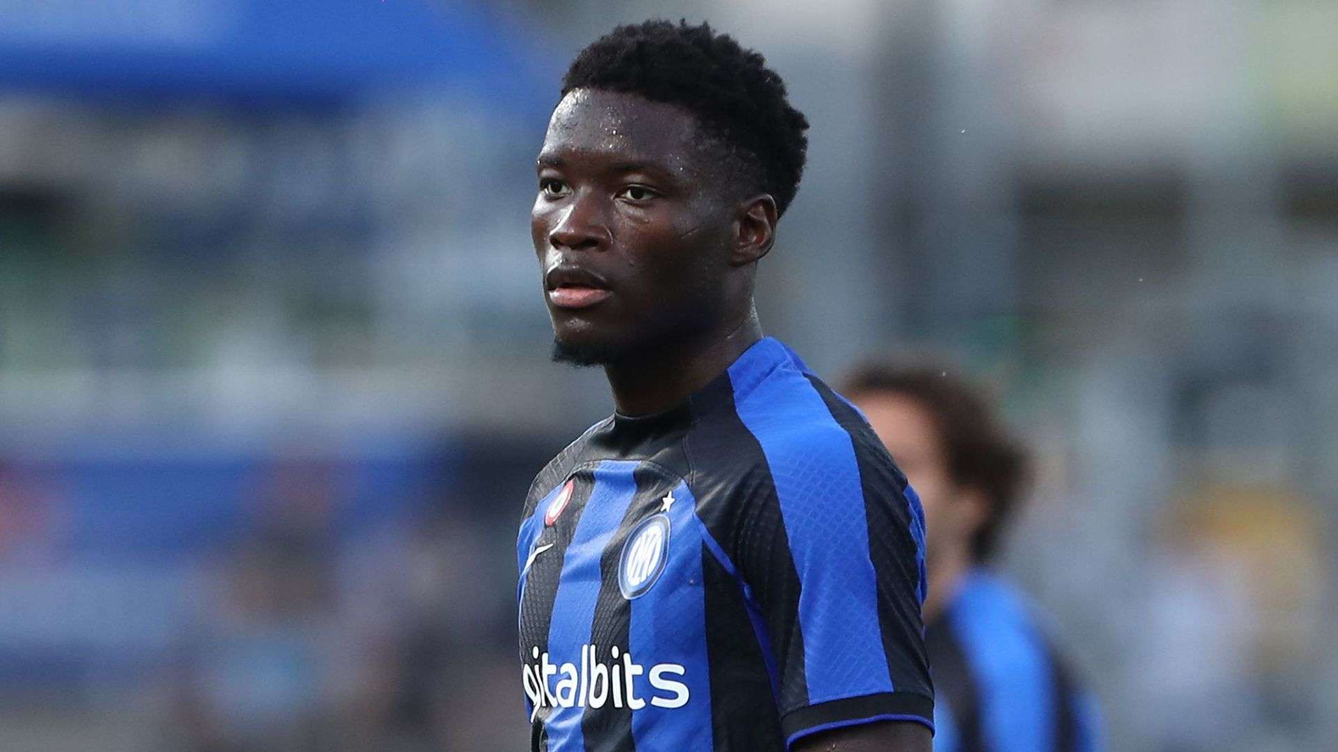 Lucien Agoumé Inter
