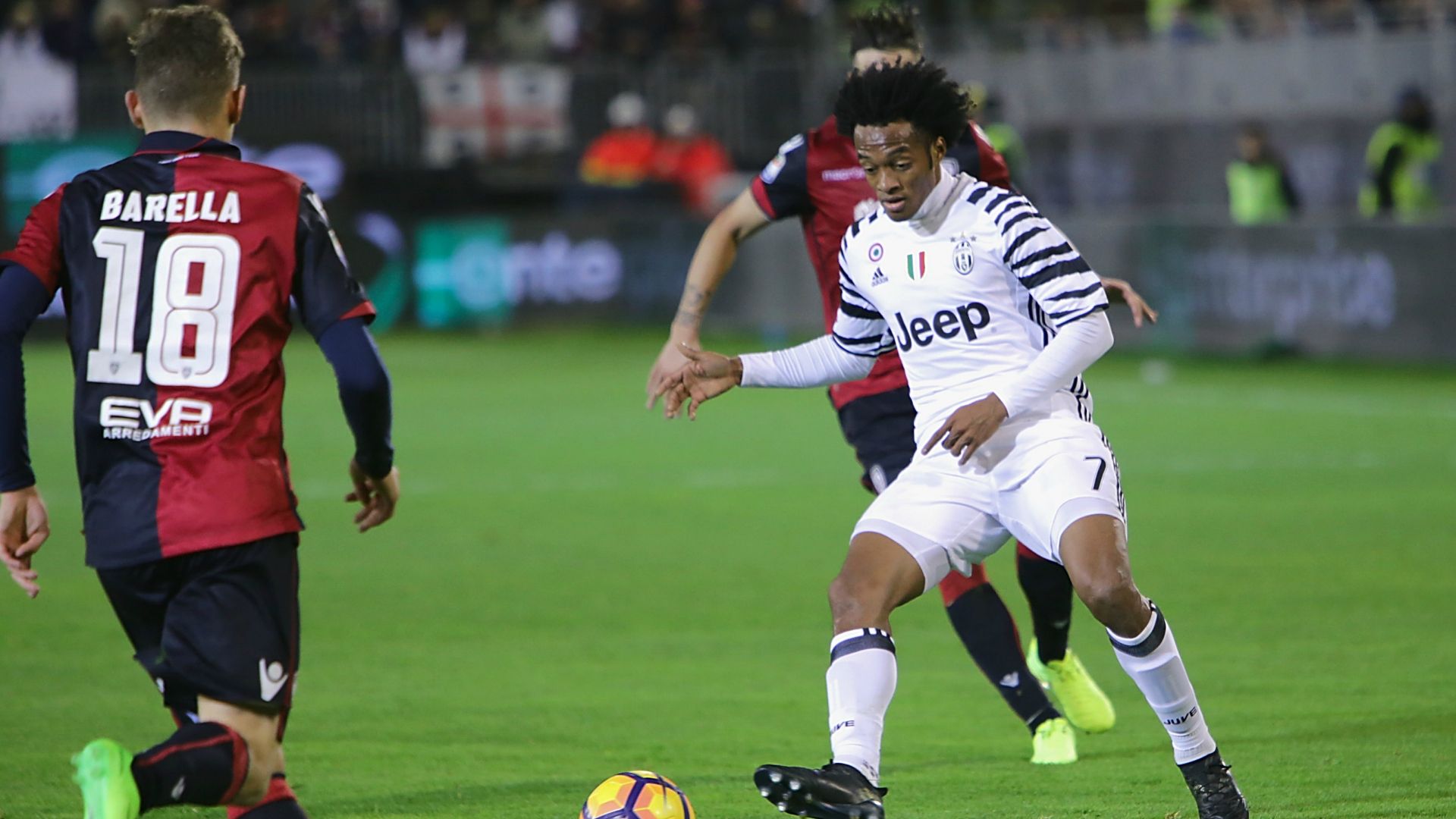 Juan Cuadrado Cagliari Juventus Serie A 12022017