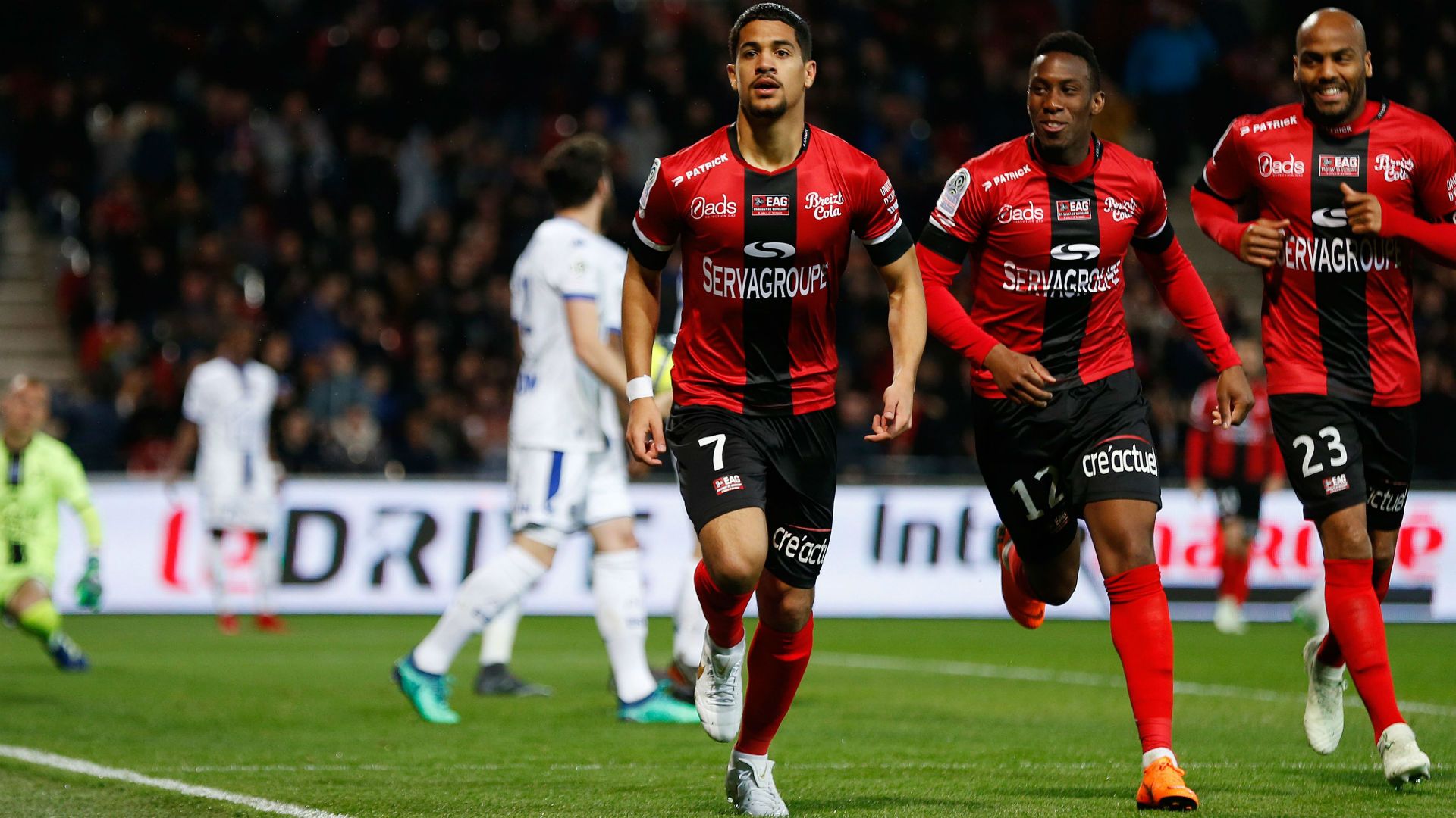 Ludovic Blas Guingamp Troyes Ligue 1 07042018