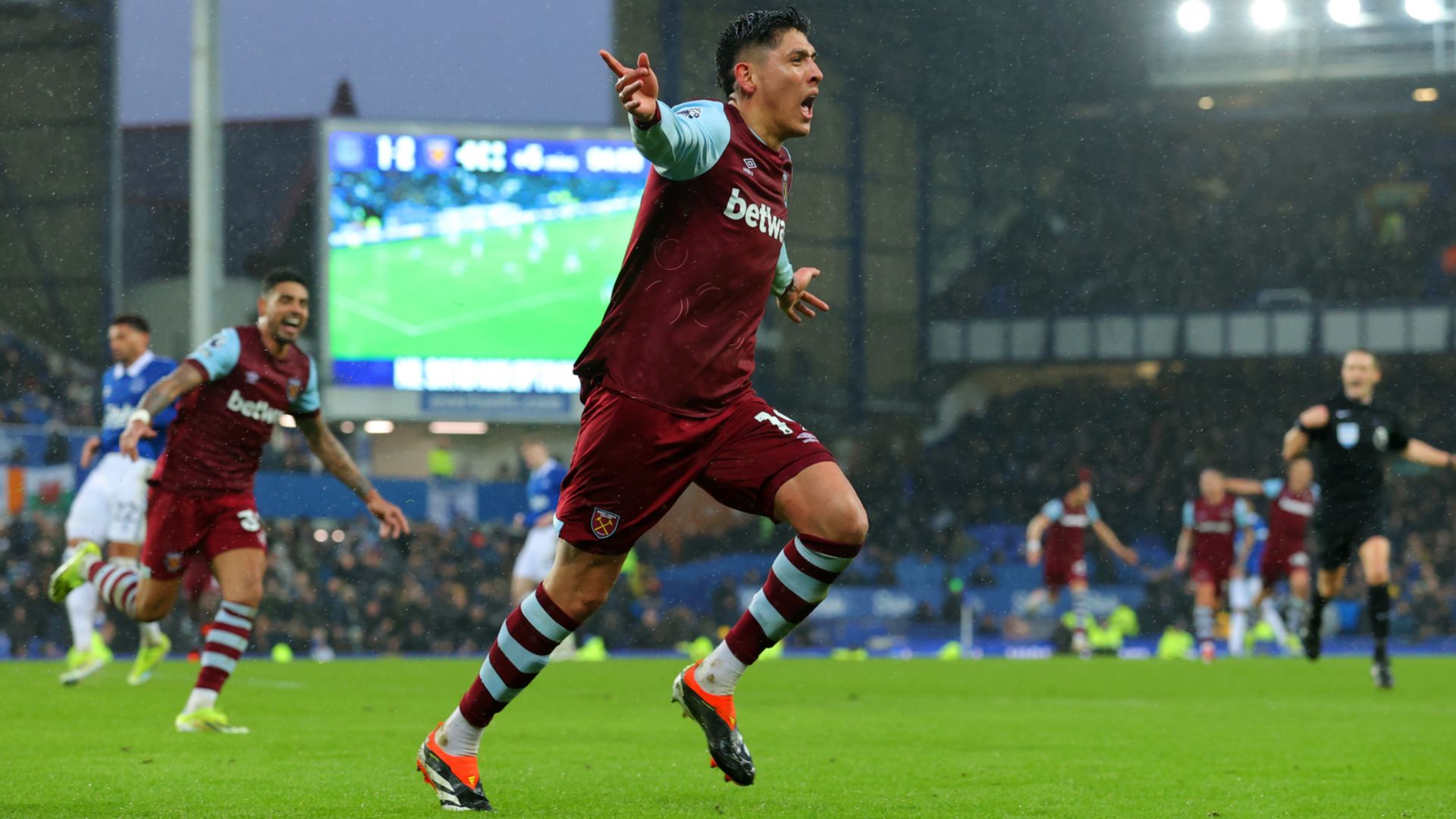 Edson Alvarez West Ham 2023-24