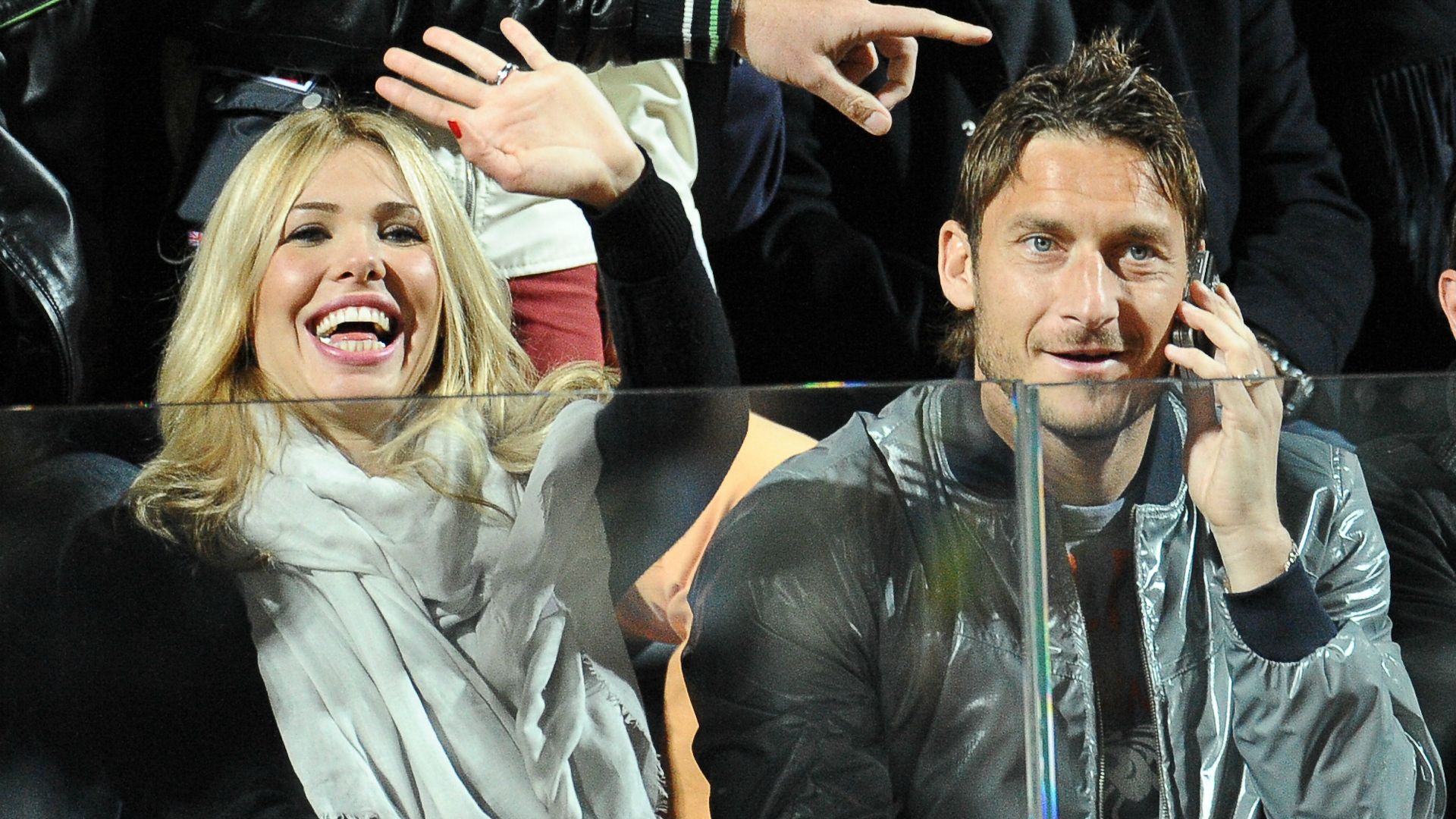 Ilary Blasi and Francesco Totti smiling
