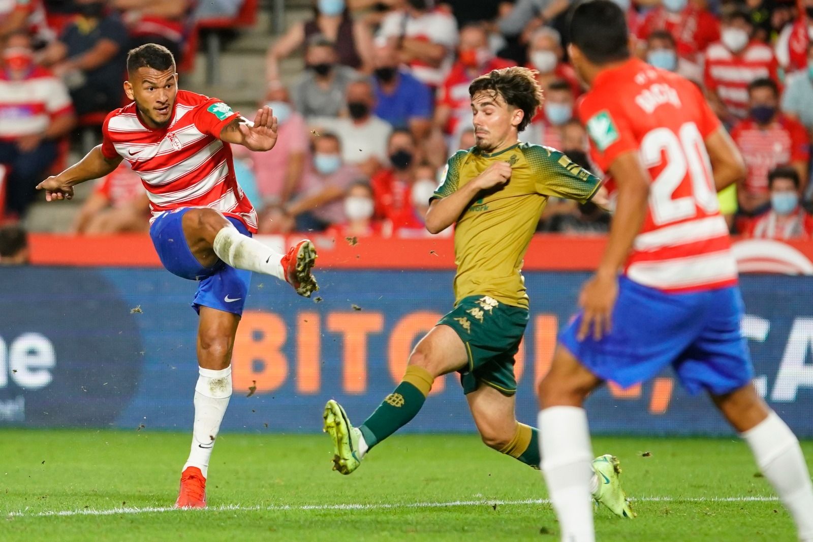 Luis Suárez, Granada vs. Real Betis