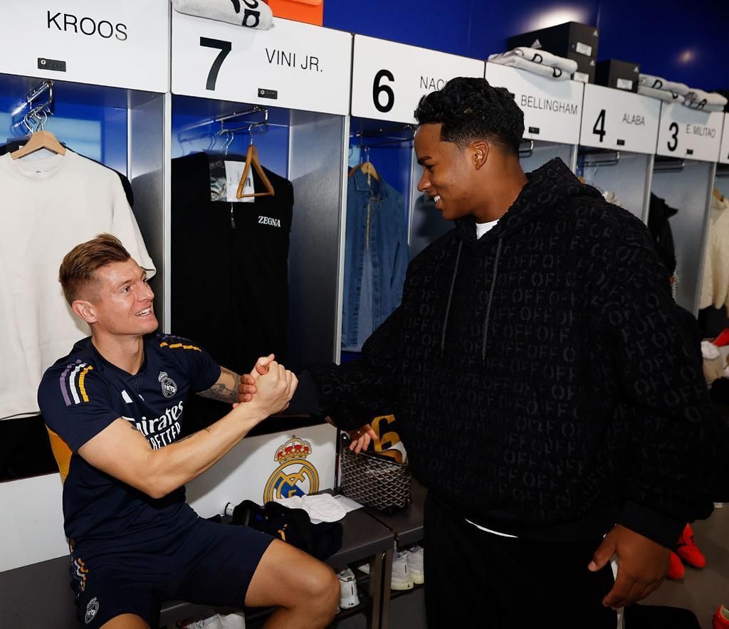 Endrick e Toni Kroos