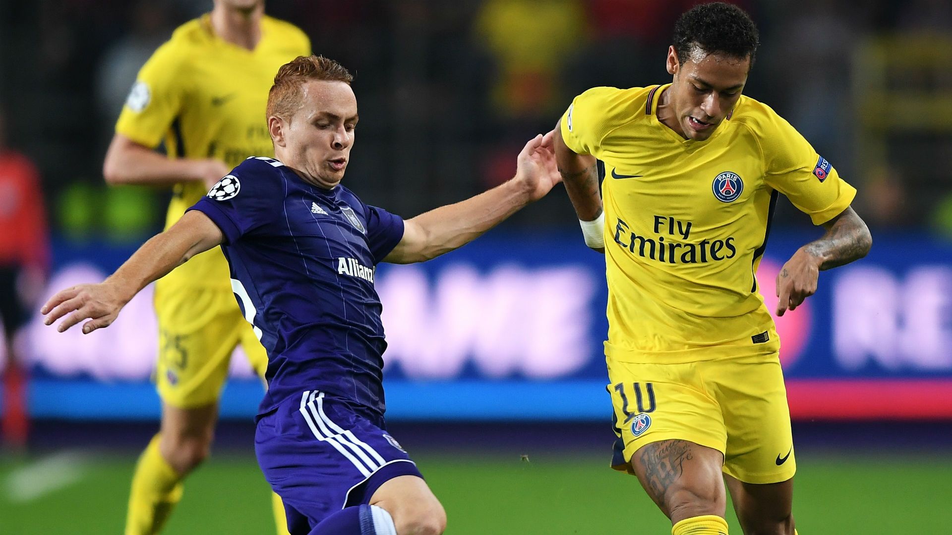 Neymar Adrien Trebel Anderlecht PSG UEFA Champions League 18102017
