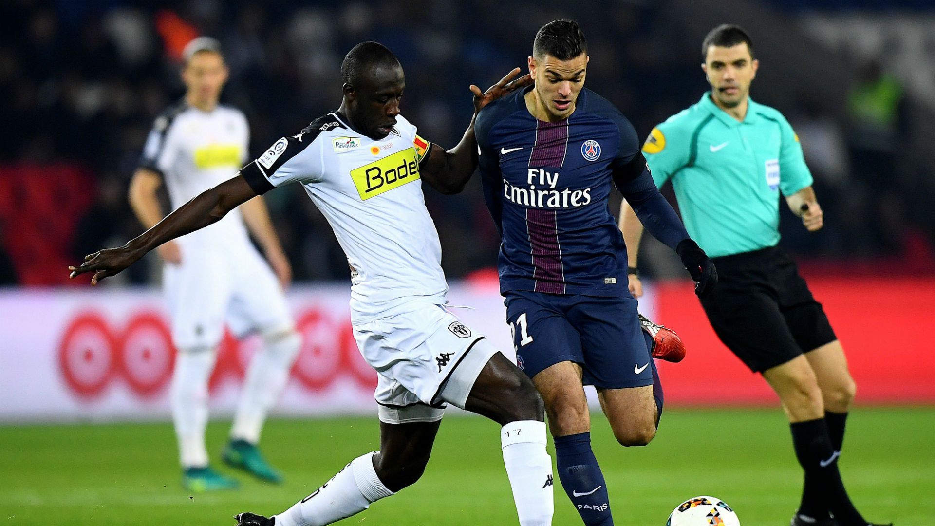 Yoann Andreu Hatem Ben Arfa PSG Angers Ligue 1 30112016