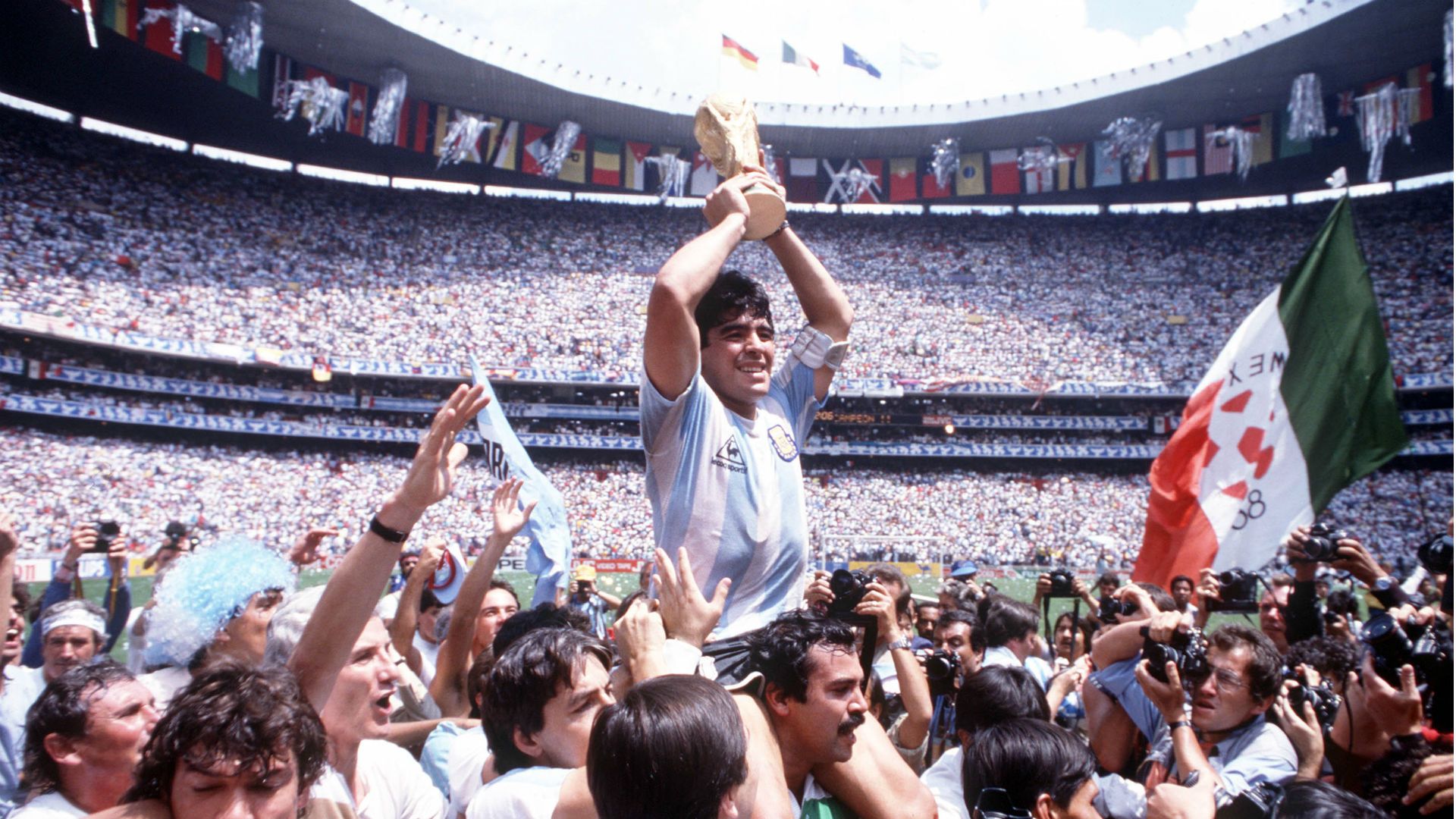 Maradona-Cropped