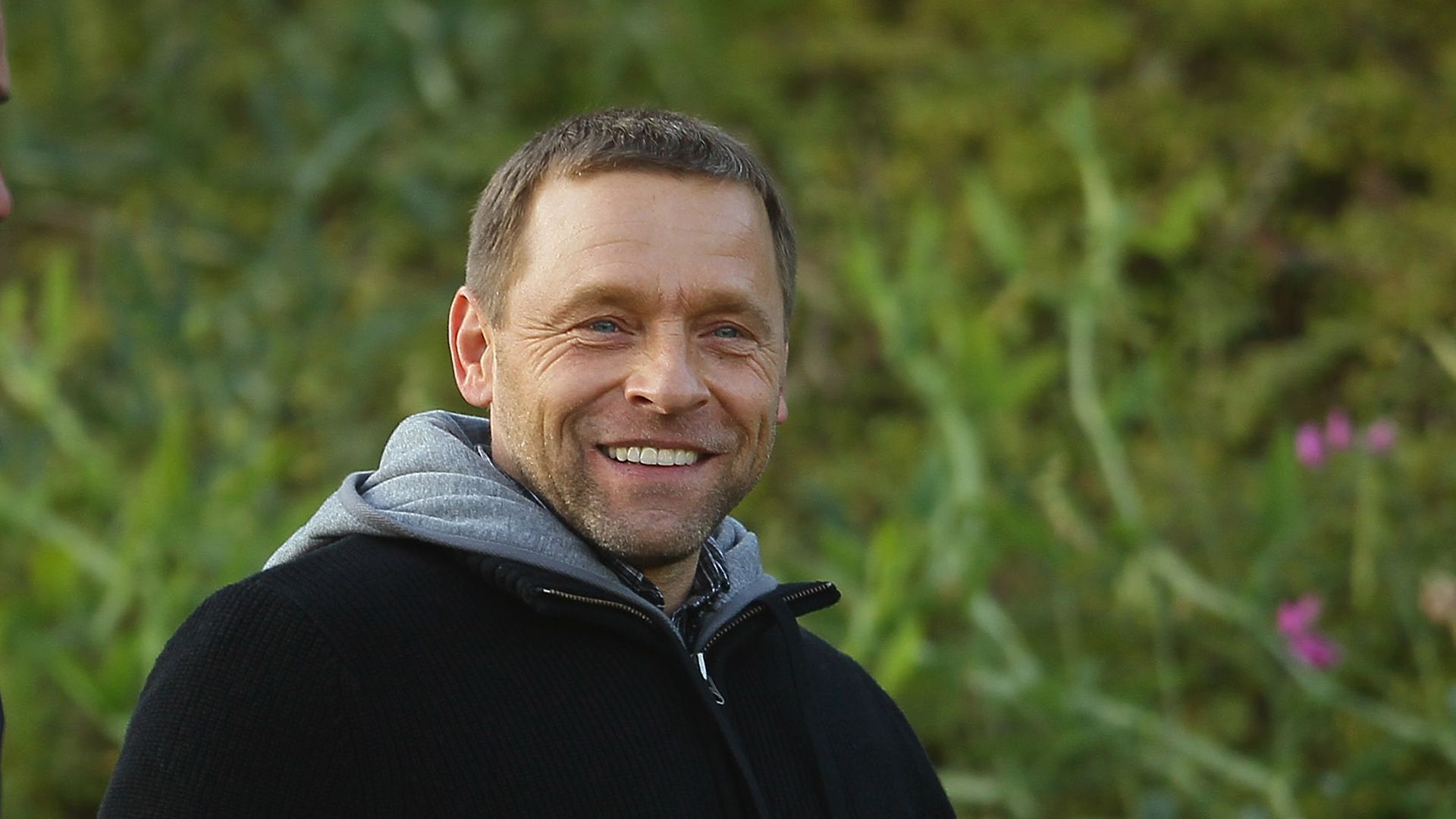 Thomas Häßler FC Schalke 04 - Training 10.24.2011