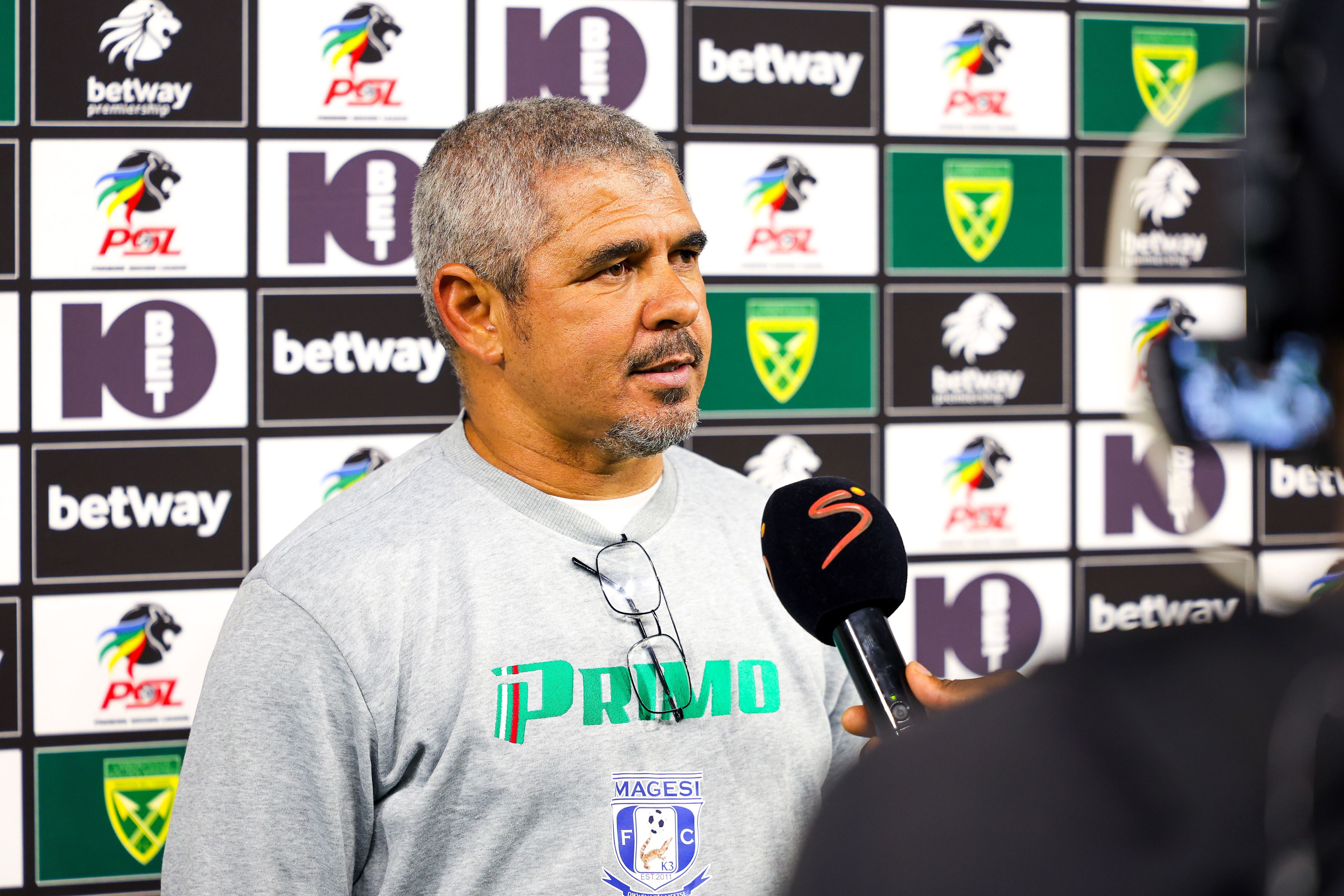 Clinton Larsen, Magesi FC