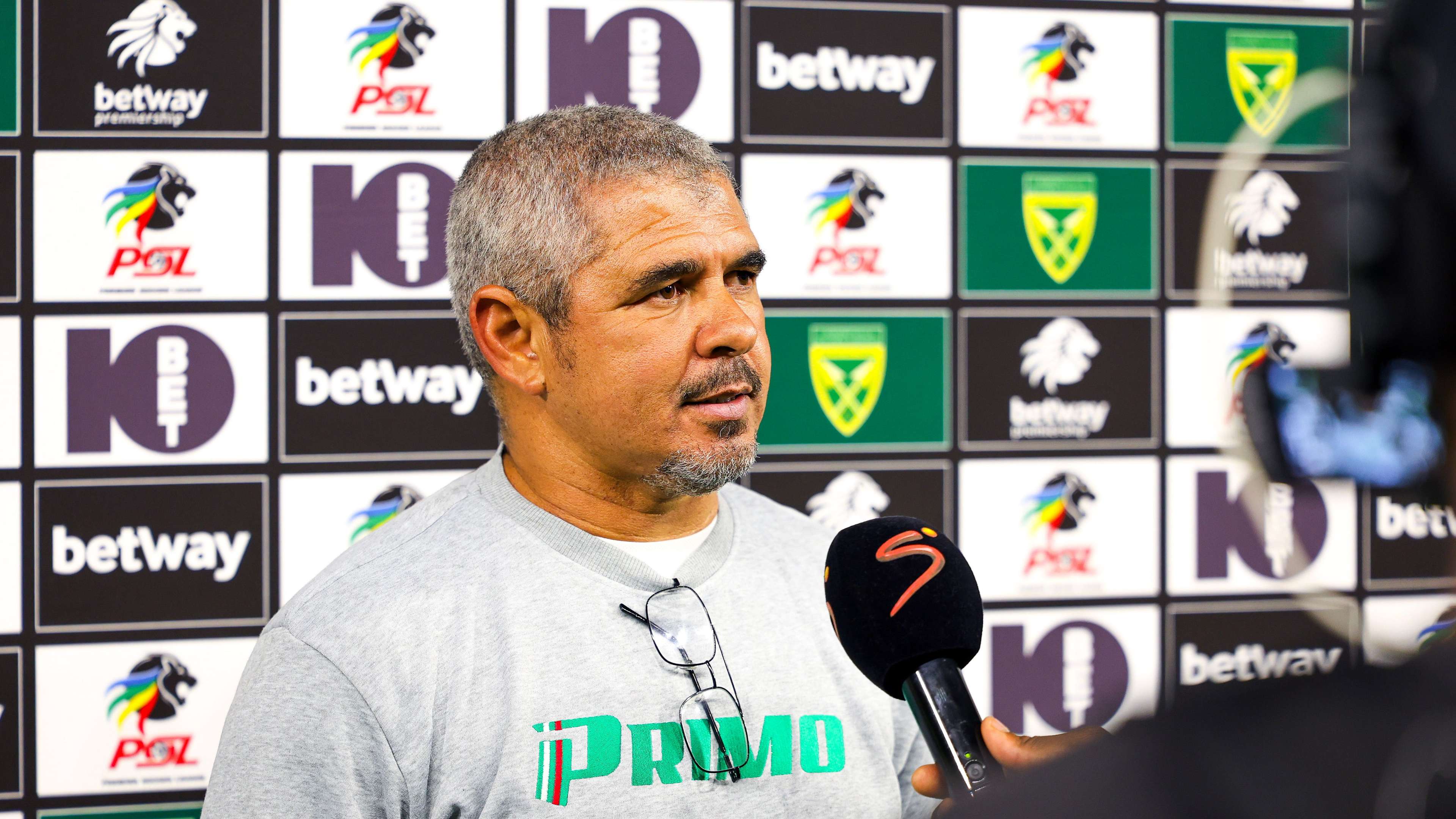 Clinton Larsen, Magesi FC