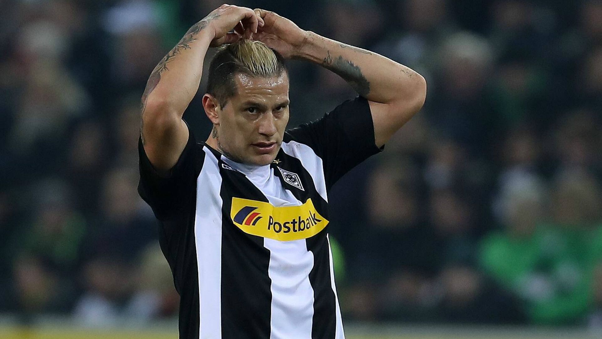 GERMANY ONLY: RAUL BOBADILLA