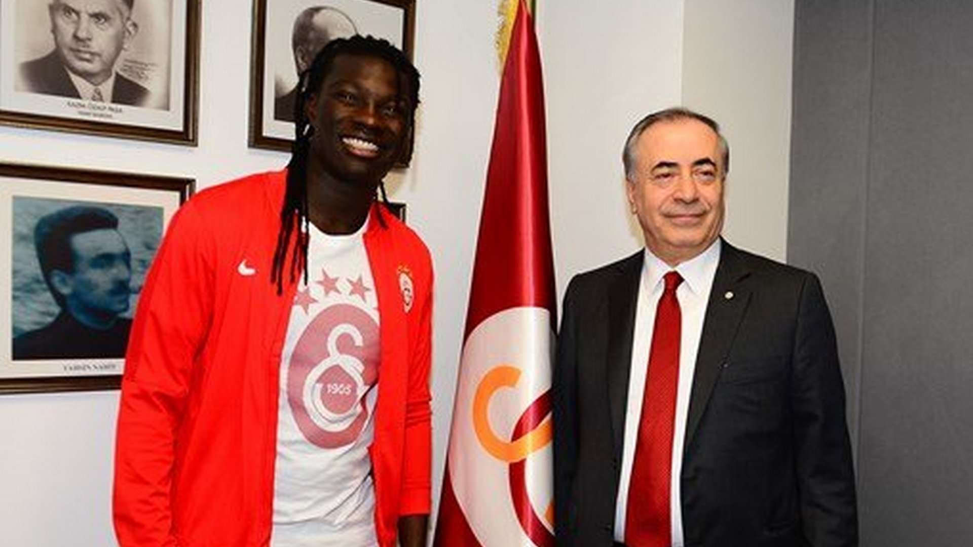 Bafetimbi Gomis Mustafa Cengiz