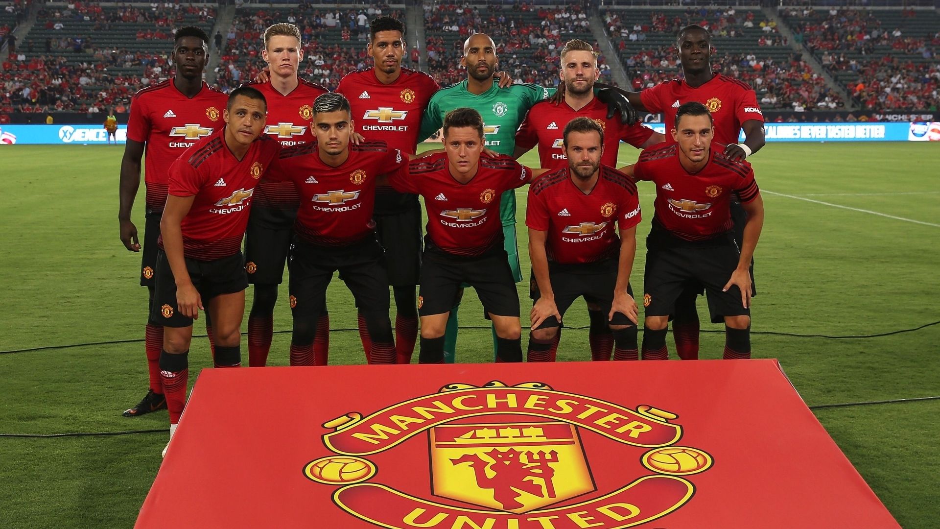 manchester united-2018_2019-home uniform3