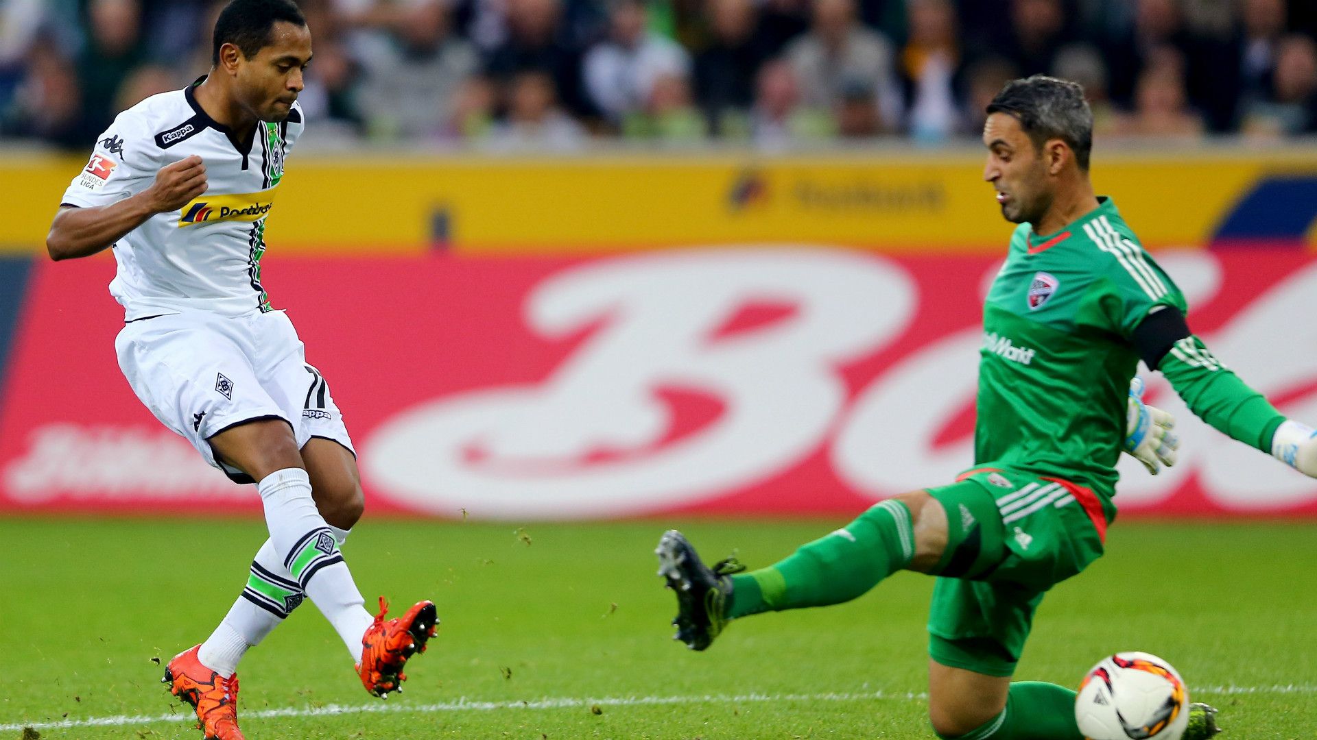 RAFFAEL BORUSSIA MONCHENGLADBACH RAMAZAN OZCAN INGOLSTADT GERMAN BUNDESLIGA 07112015