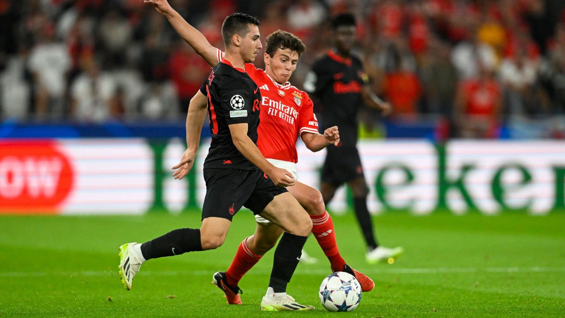 Gloukh-Salzburg-Benfica