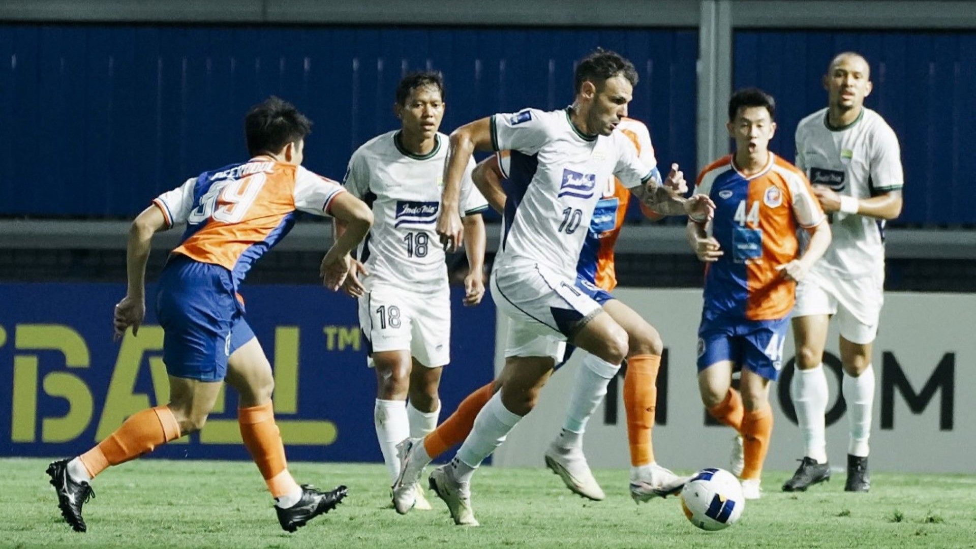 Tyronne Del Pino - Port FC vs Persib Bandung 28112024