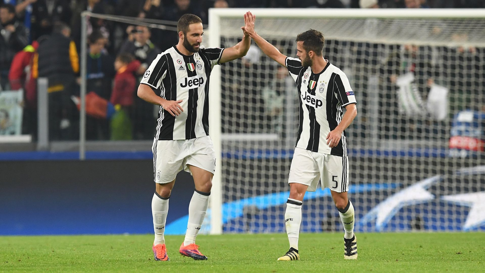 Juventus Higuain Pjanic Scudetto 2017