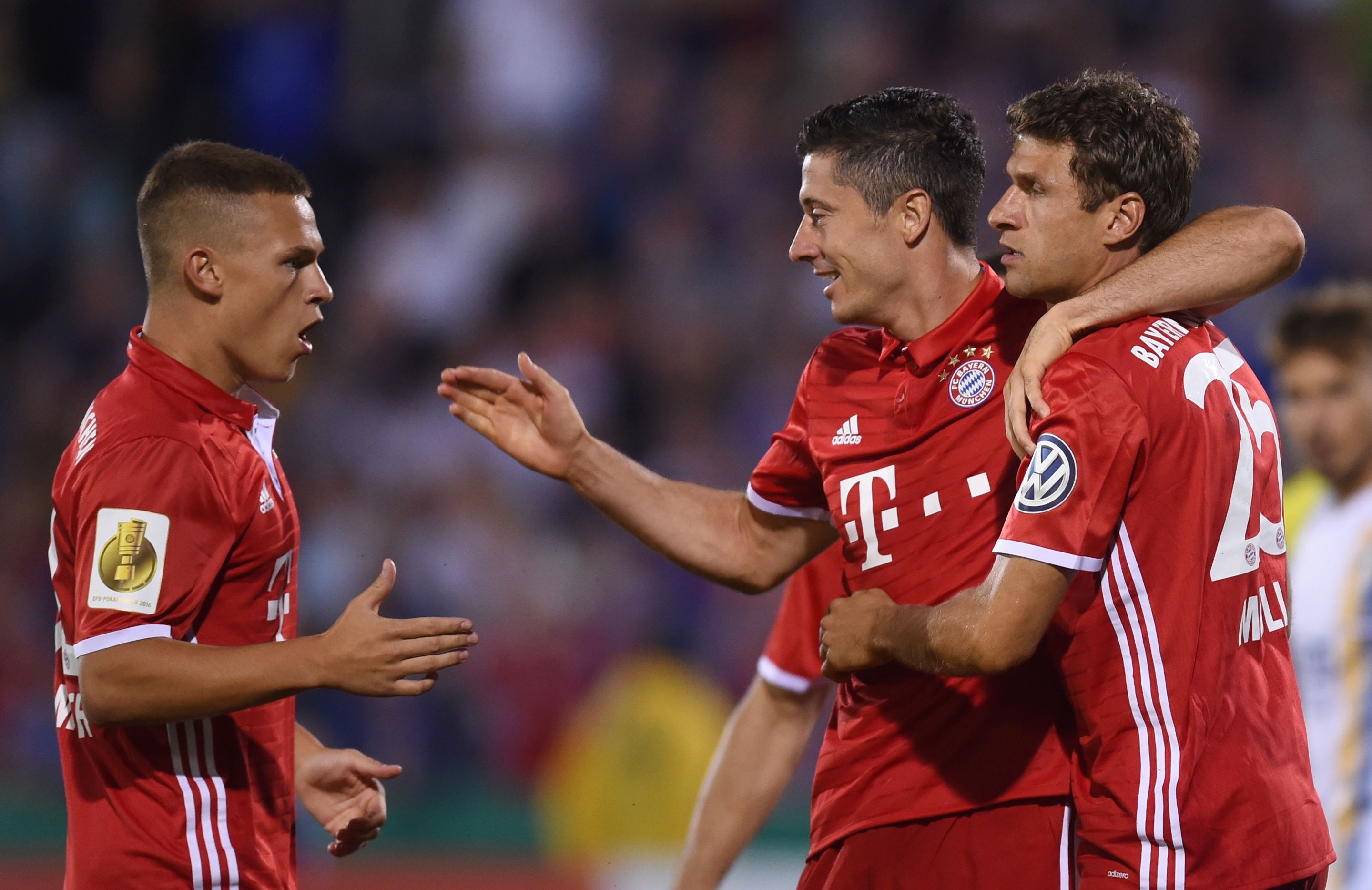 Joshua Kimmich & Robert Lewandowski