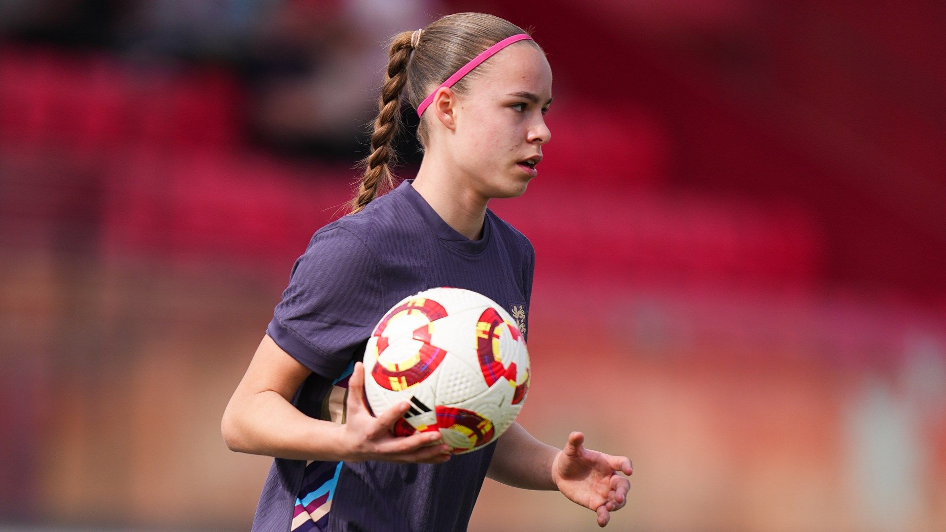 Nelly Las England Women 2025