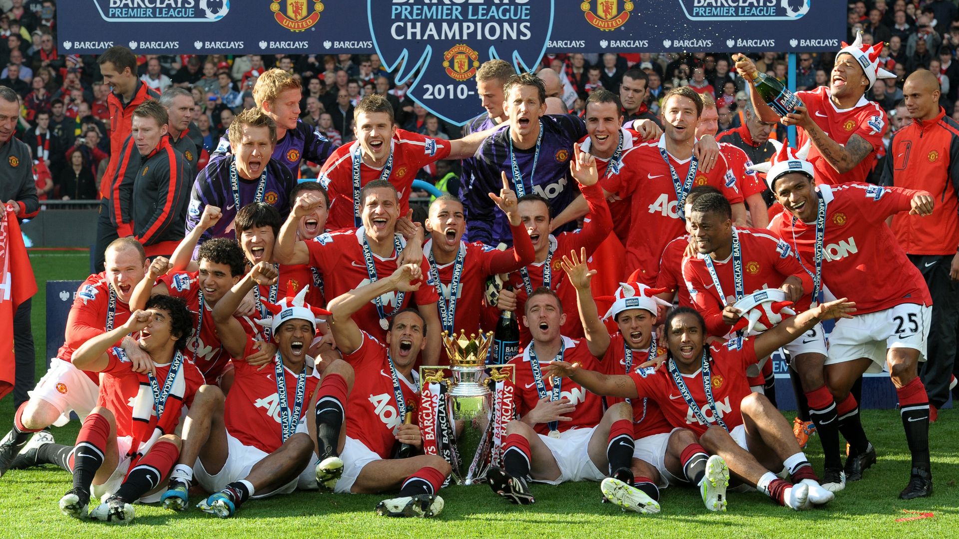 Manchester United Premier League champions 2010-11