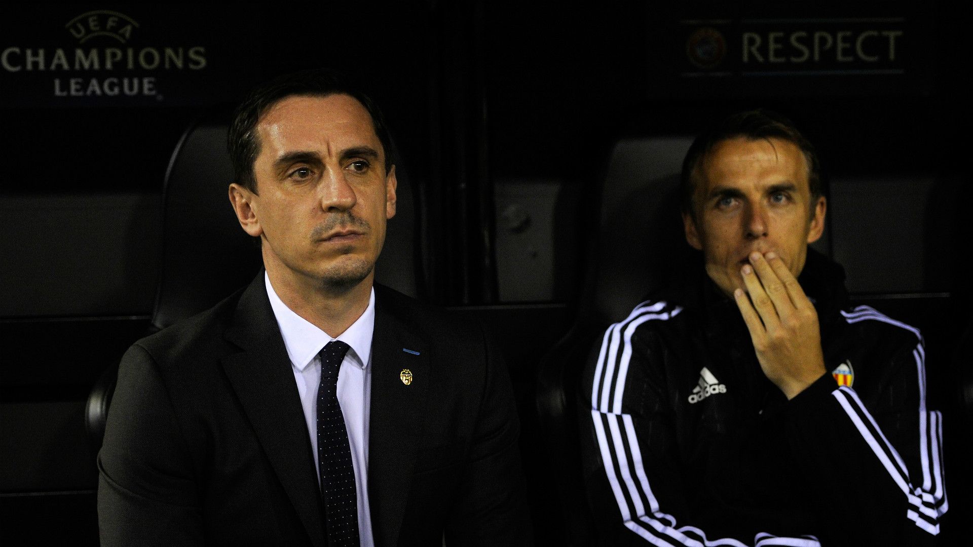 Gary Neville Phill Neville Valencia Olympique Lyon Champions League
