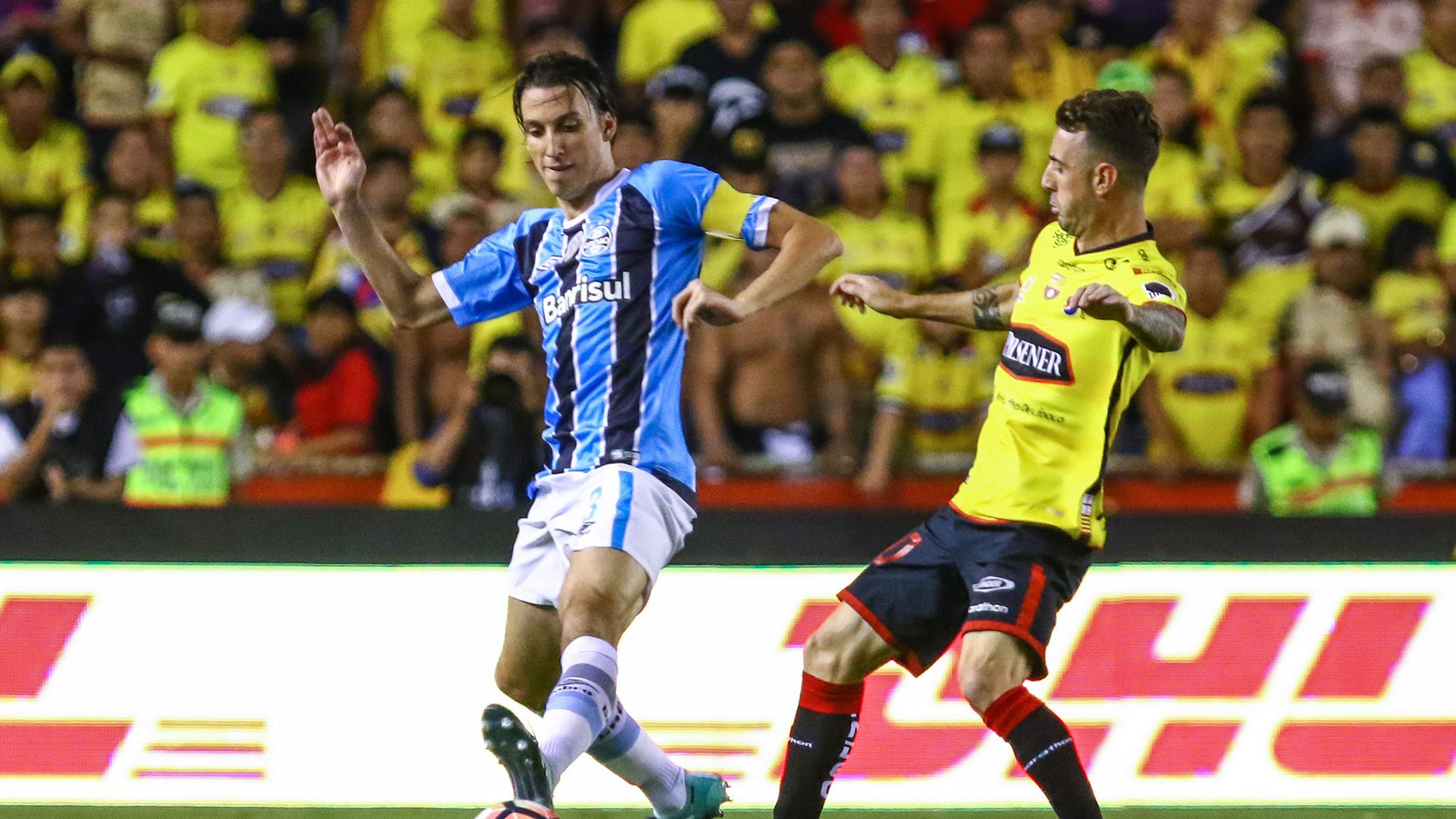 Pedro Geromel Barcelona SC Gremio Copa Libertadores 25102017
