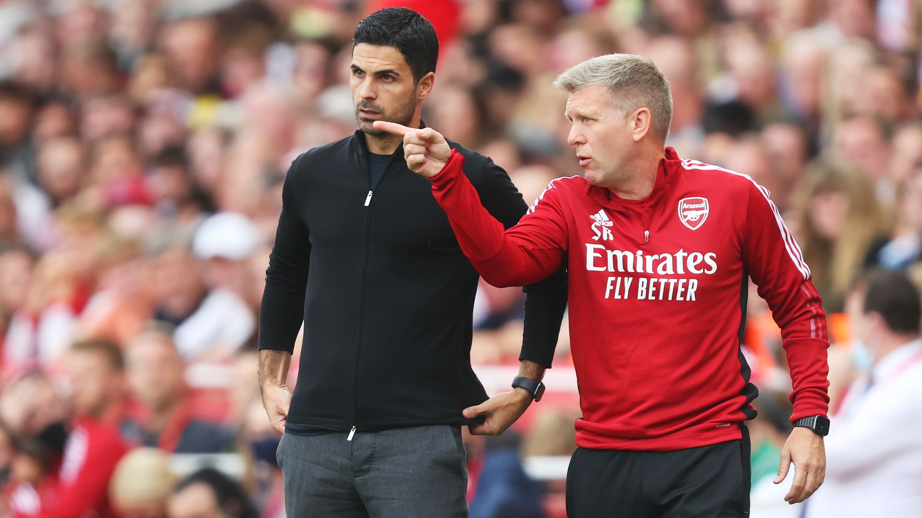 Mikel Arteta Steve Round Arsenal