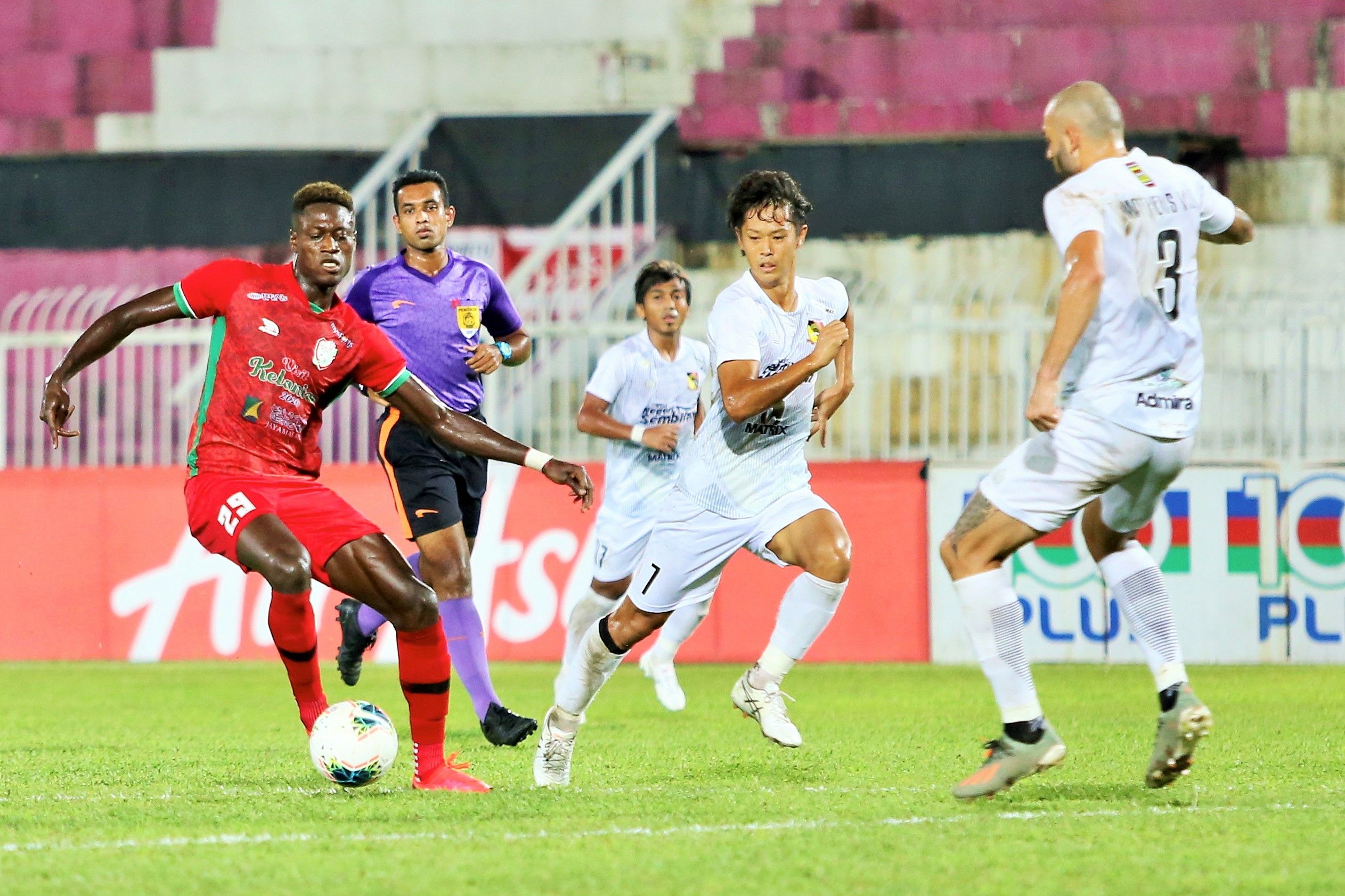 Gassama Alfusainey, Kelantan United, Shunsuke Nakatake, Negeri Sembilan, Malaysia Premier League, 14032020