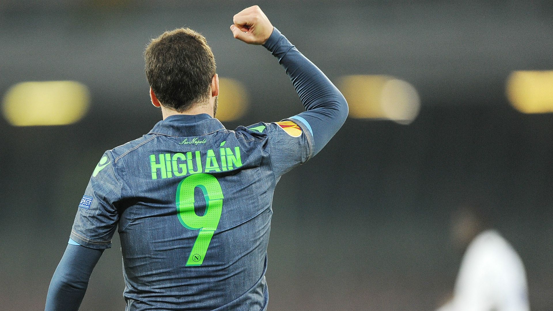 Gonzalo Higuain Napoli Europa League