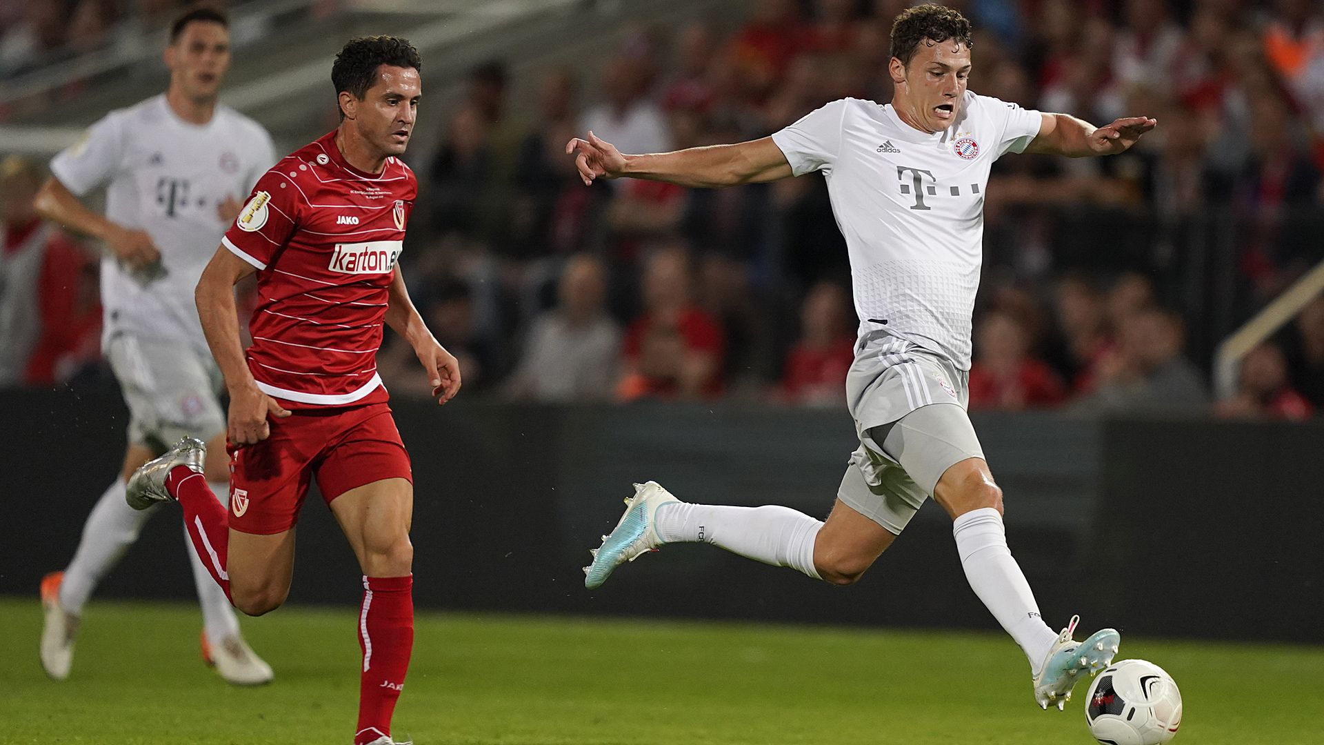 Benjamin Pavard FC Bayern Energie Cottbus