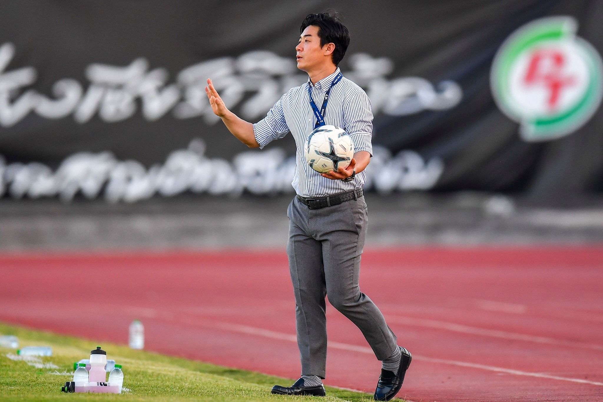 ยุน จอง ฮวาน