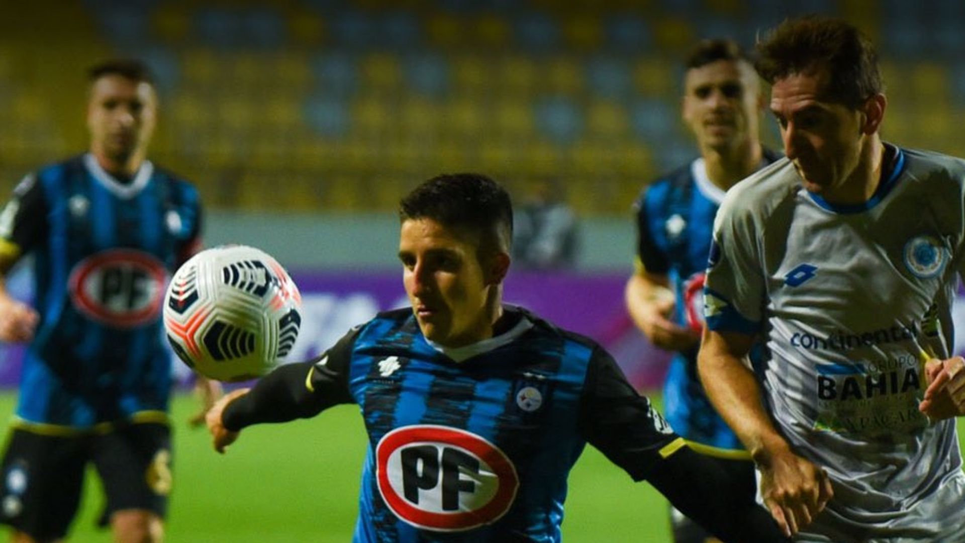 270421 Huachipato 12 de Octubre