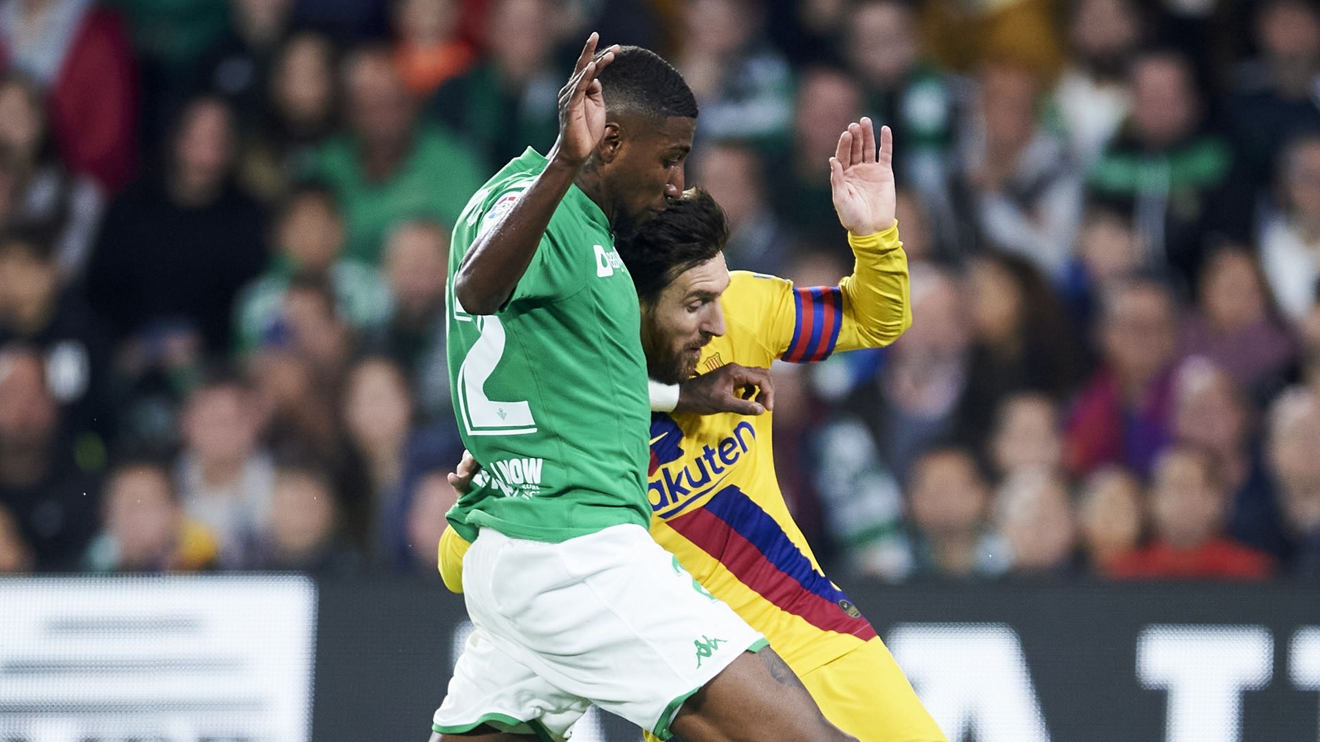 Emerson y Messi en un Betis vs. Barcelona