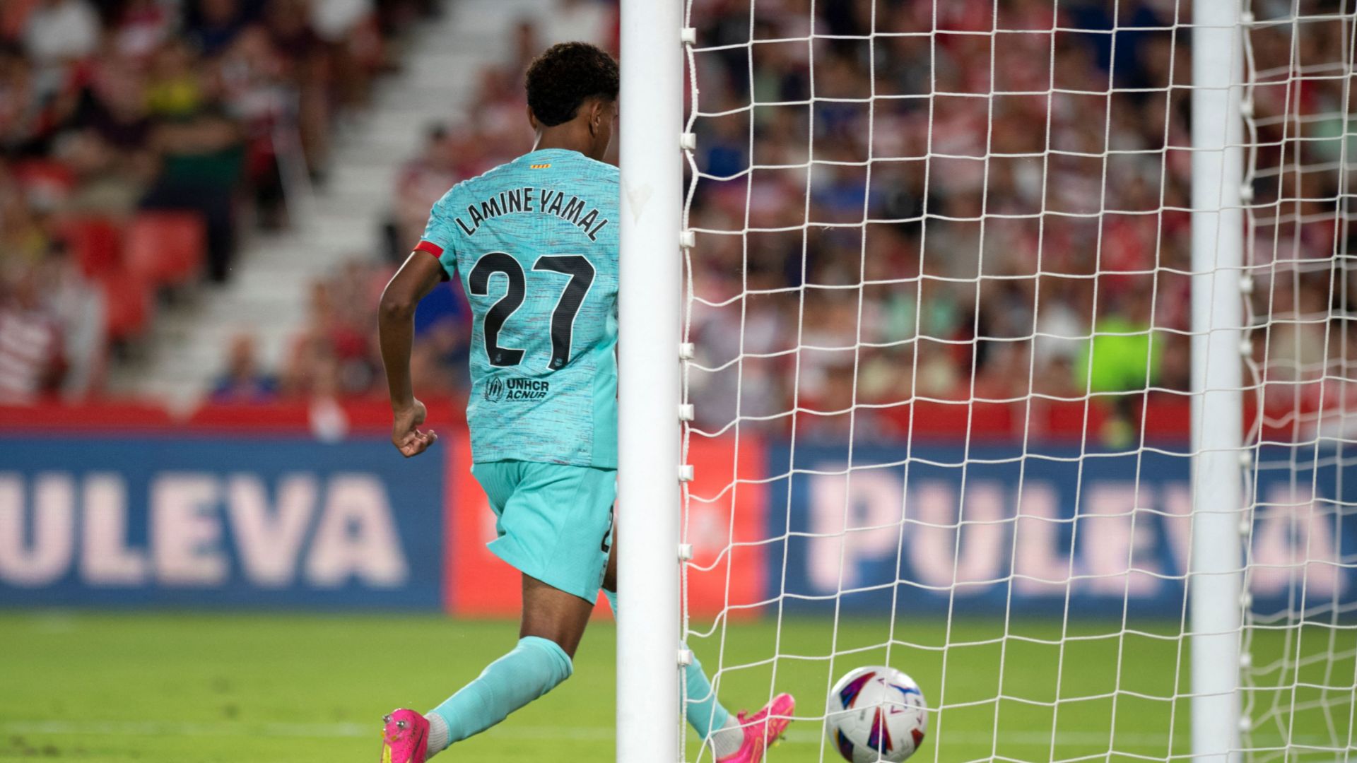 Lamine Yamal Barcelona 2023-24