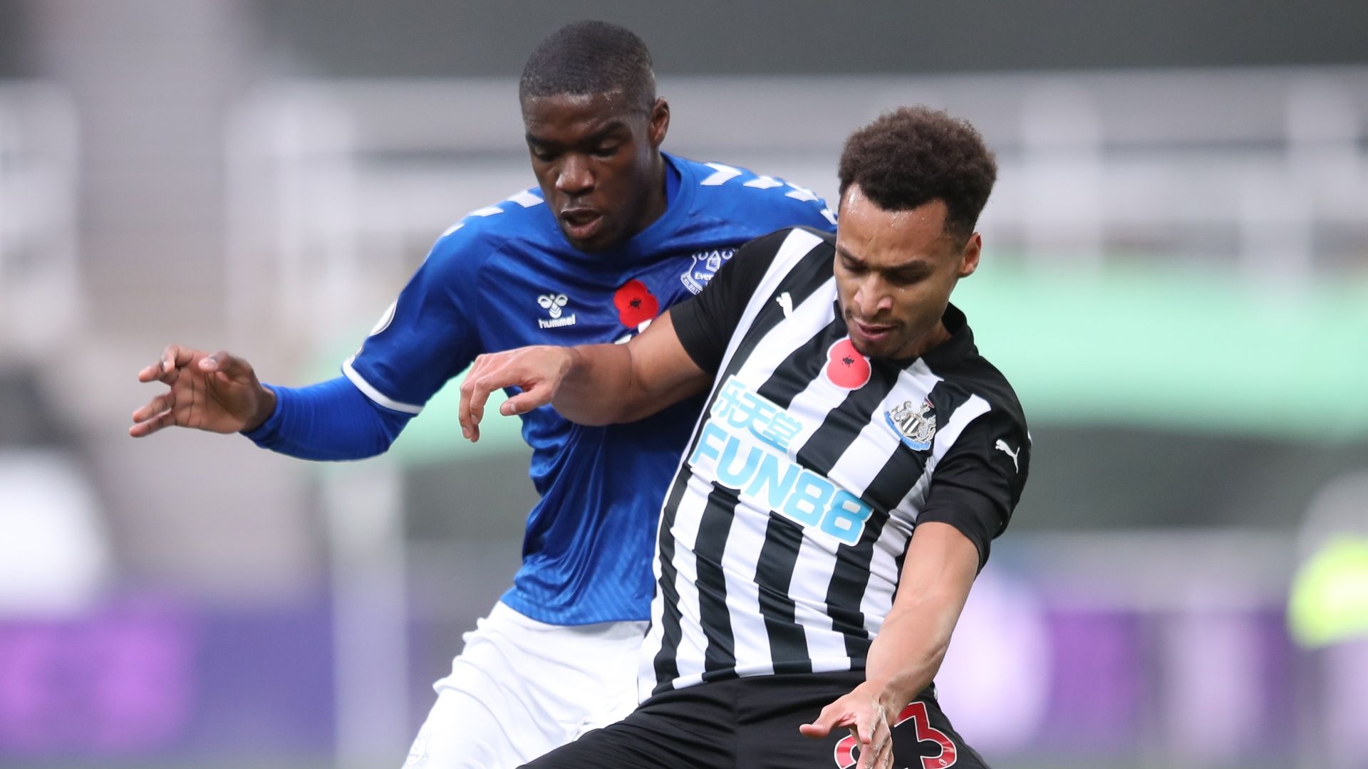Niels Nkounkou, Jacob Murphy, Newcastle vs Everton 2020-21