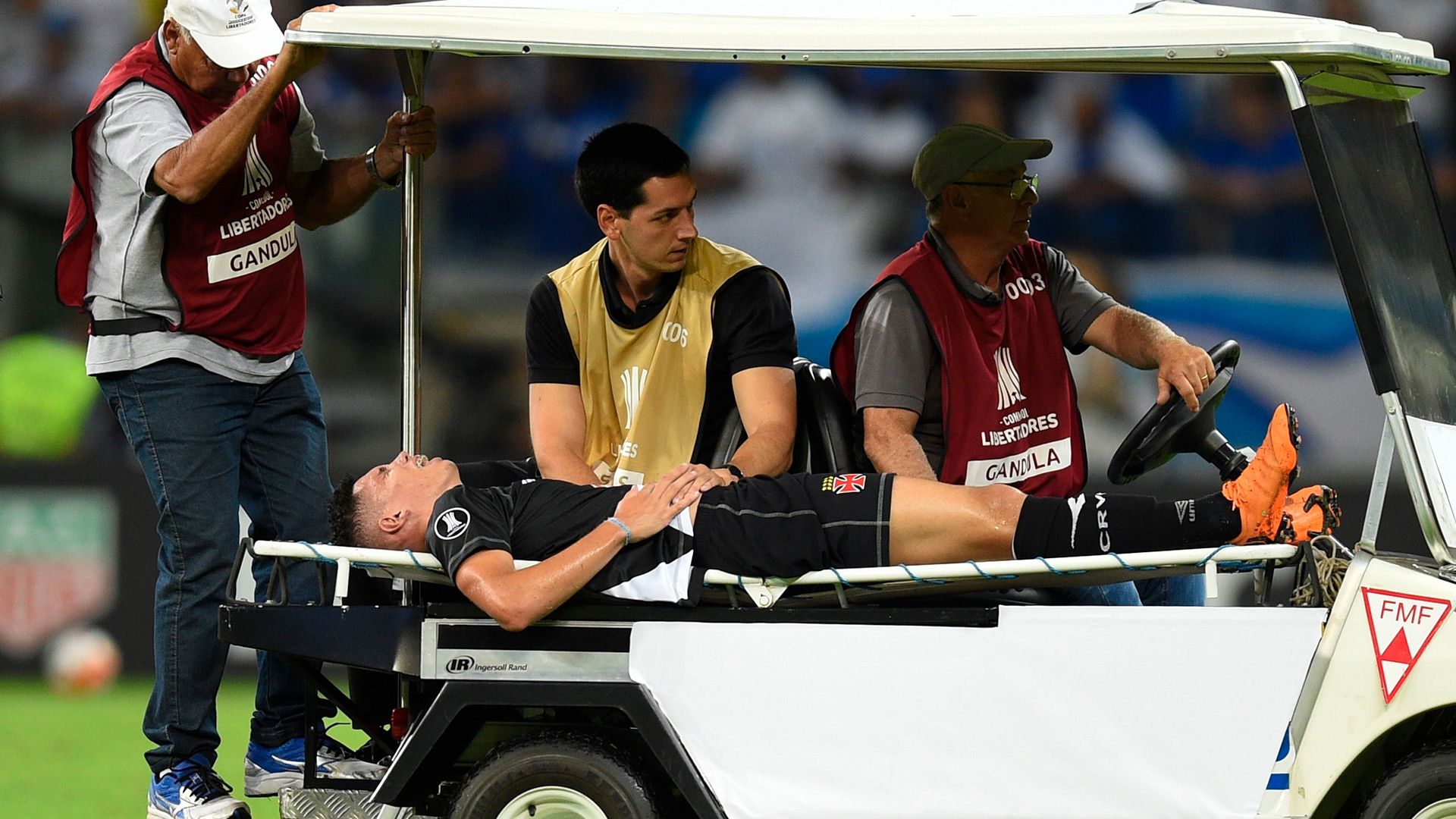 Paulinho lesao Cruzeiro Vasco 04042018 Copa Libertadores