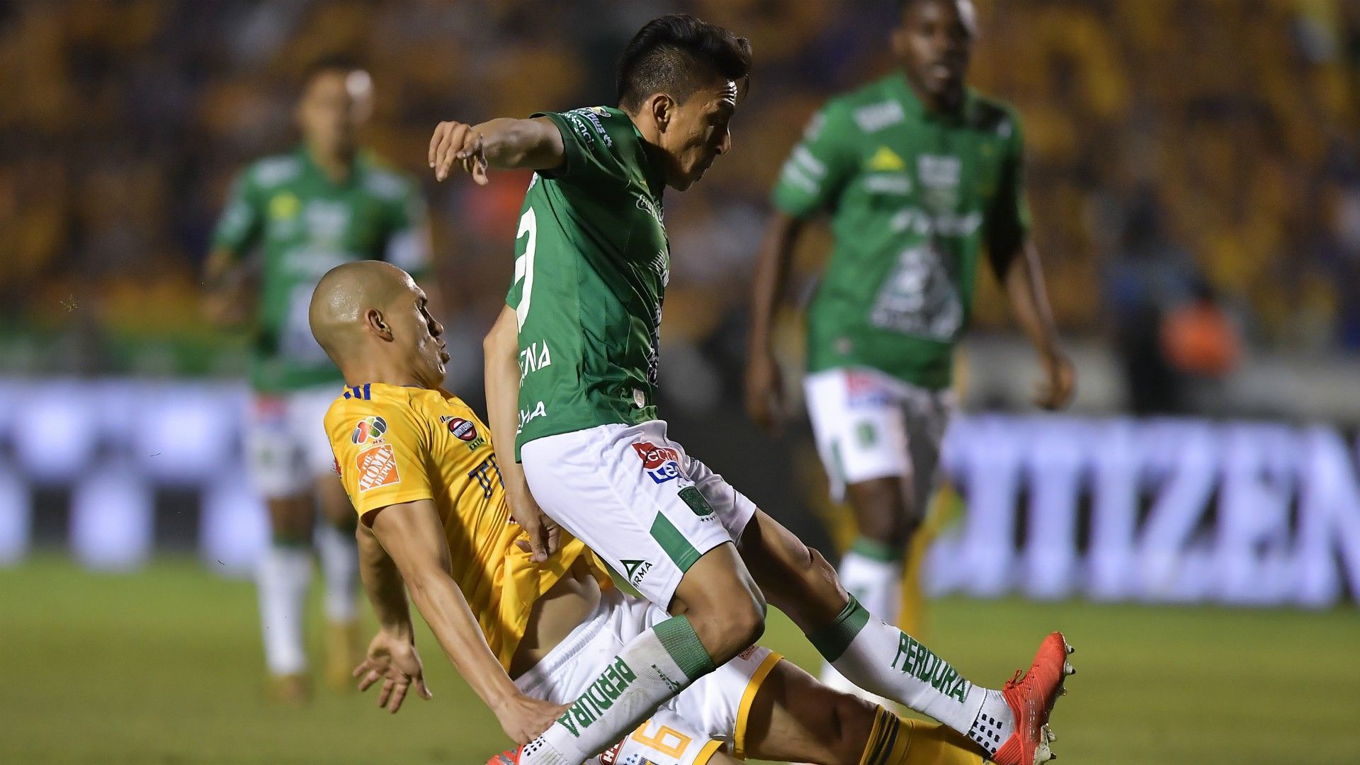 Tigres León Ángel Mena Jorge Torres Nilo