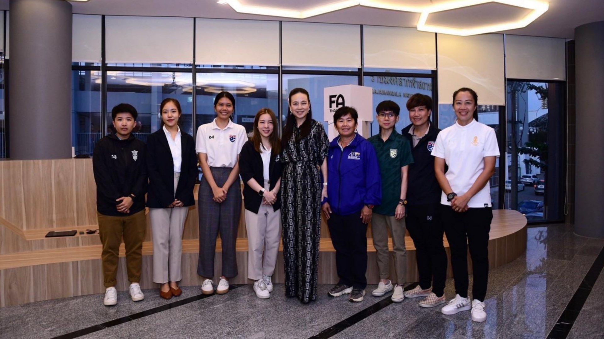 มาดามแป้ง ฟุตบอลหญิง