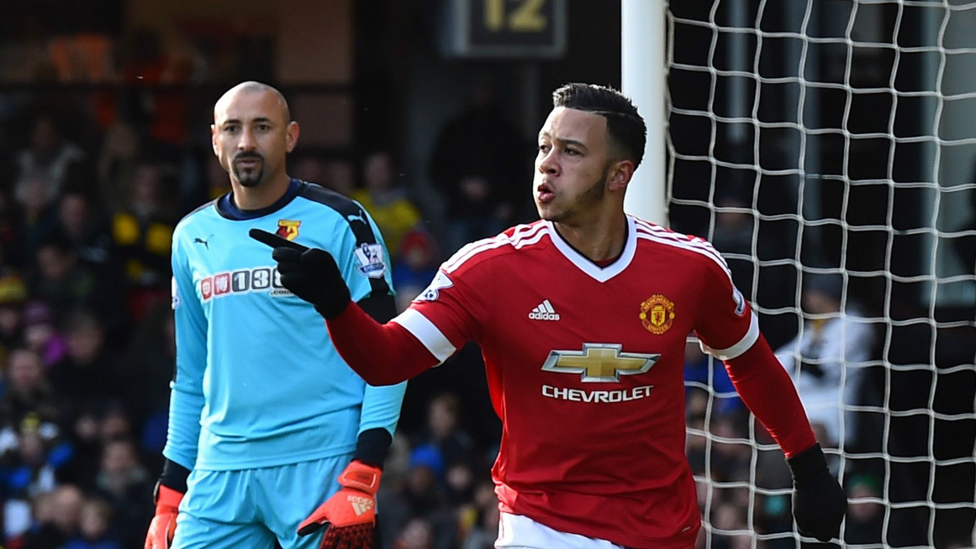 Memphis Depay Heurelho Gomes Watford Manchester United 21112015