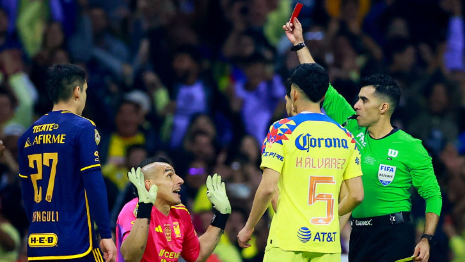Guzman Red Card Club America Tigre 2023
