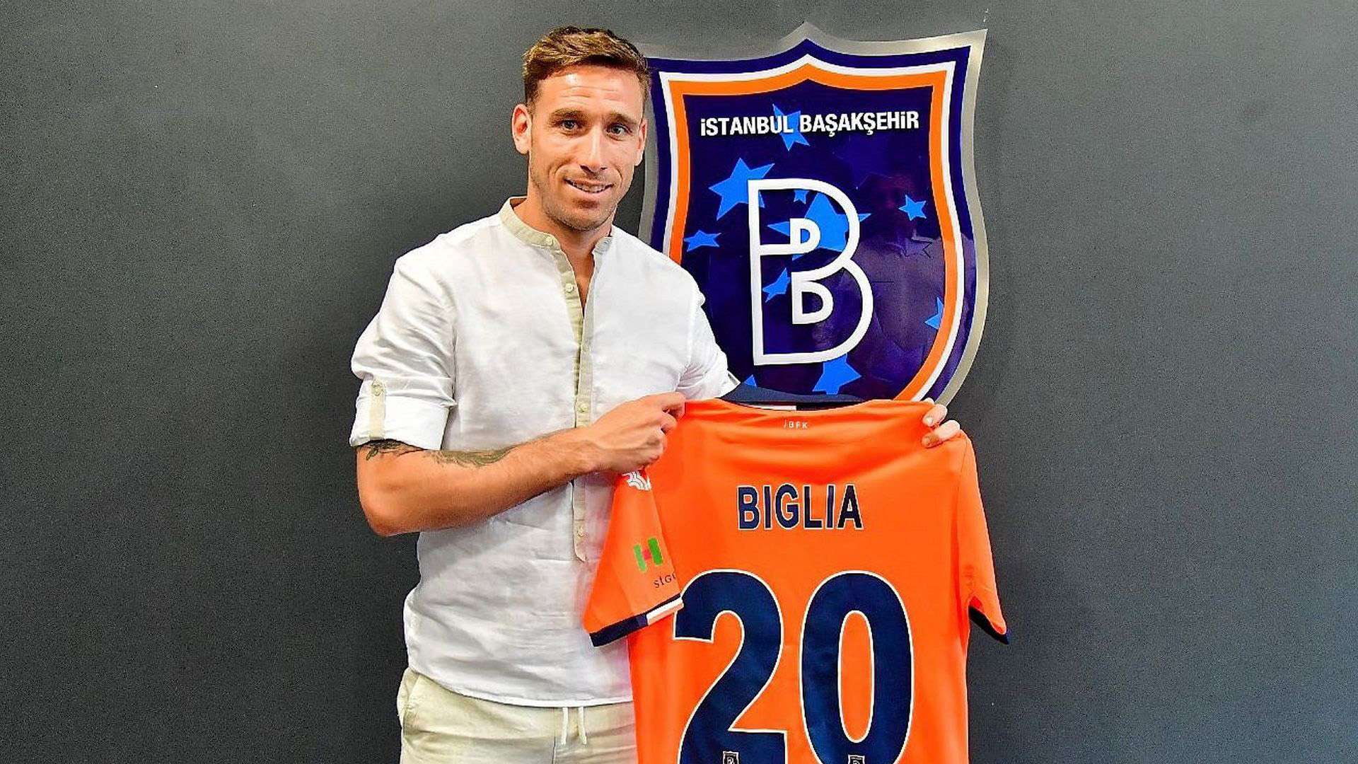 Lucas Biglia Basaksehir 2022