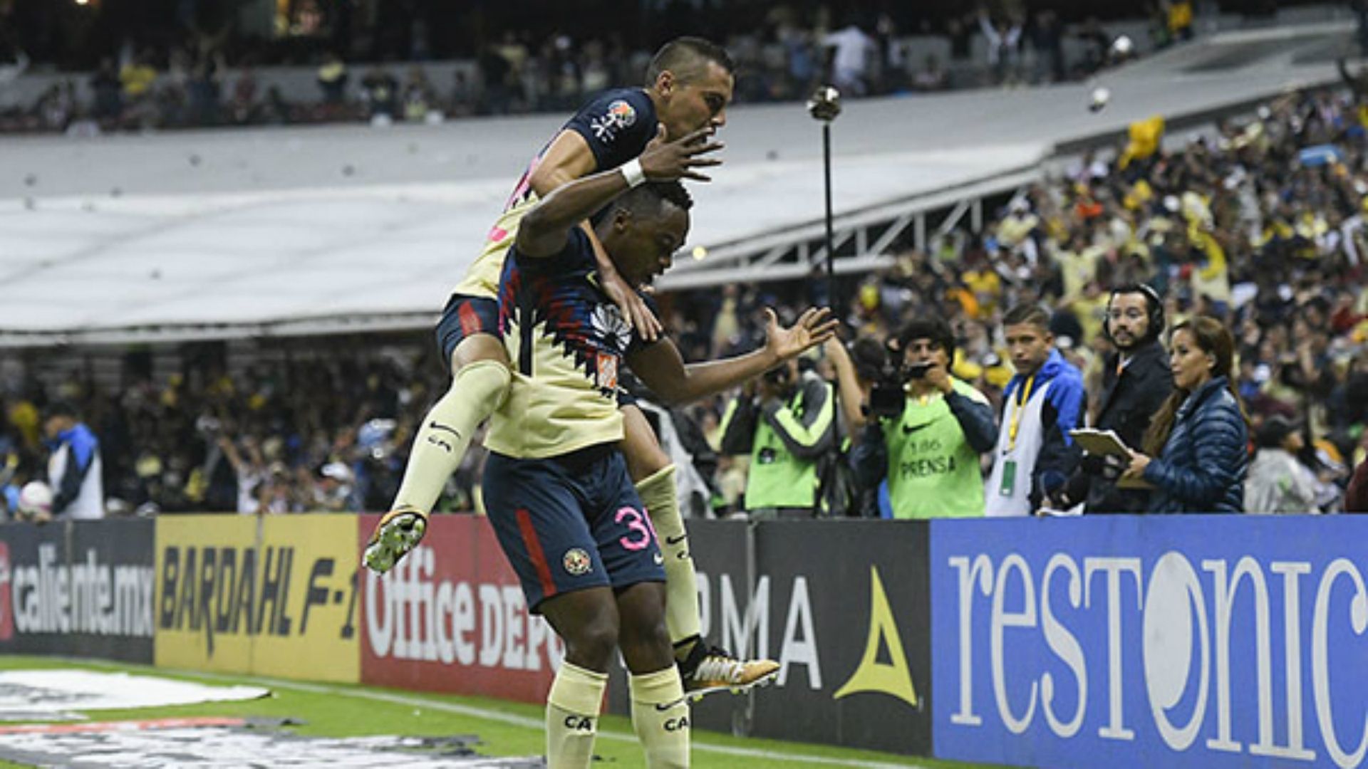 Renato Ibarra América