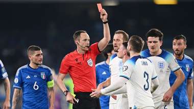 Luke Shaw England 2022