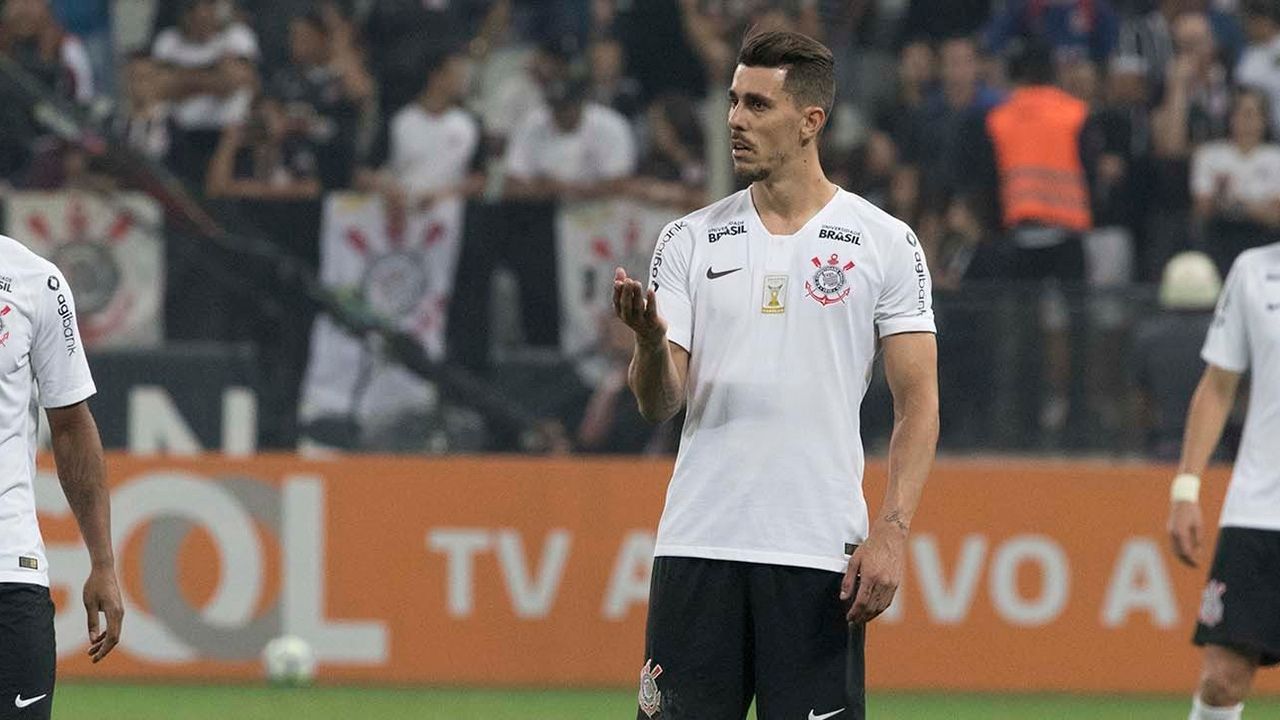 Danilo Avelar Corinthians Botafogo Brasileirao Serie A 18072018