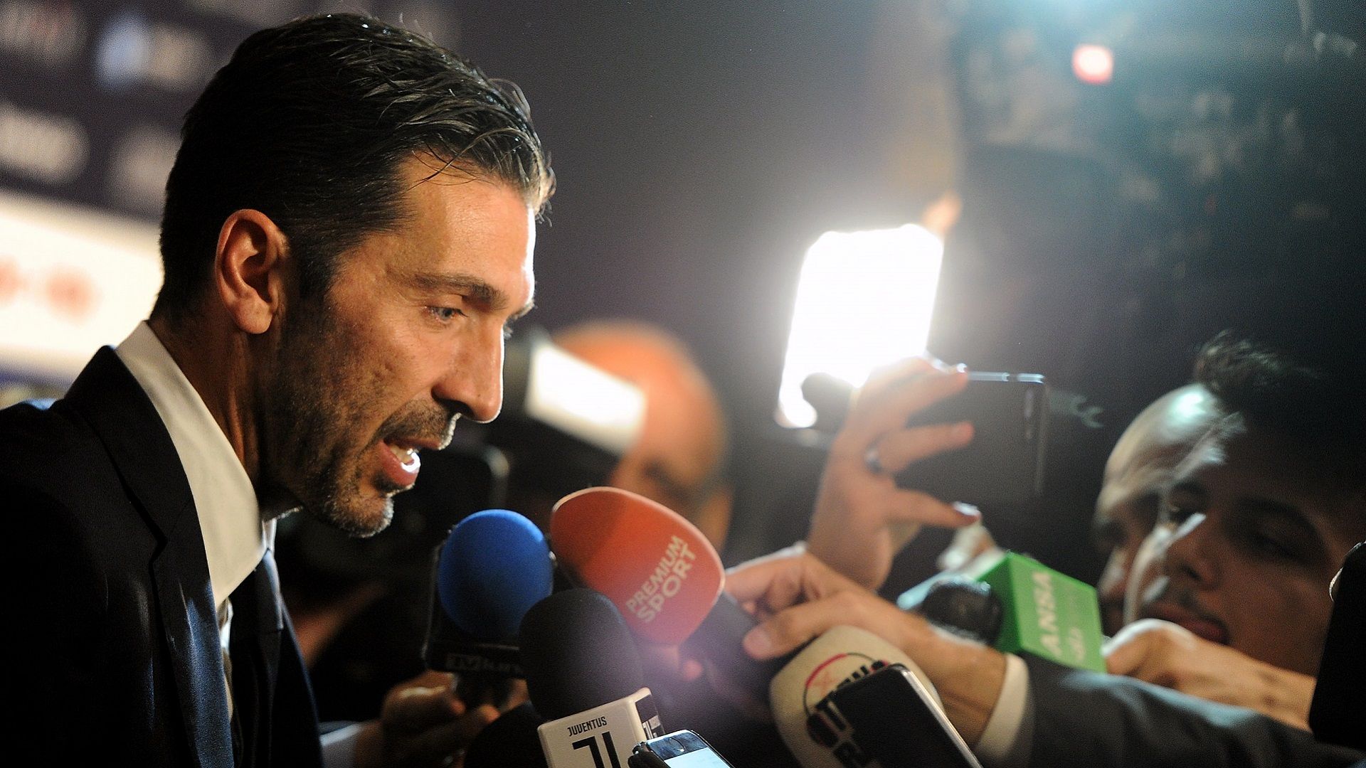 2018-11-28 Buffon